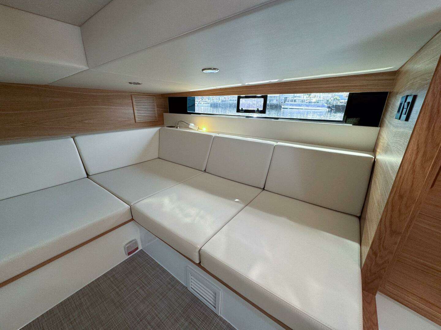 2026 De Antonio Yachts D42 - Image 36