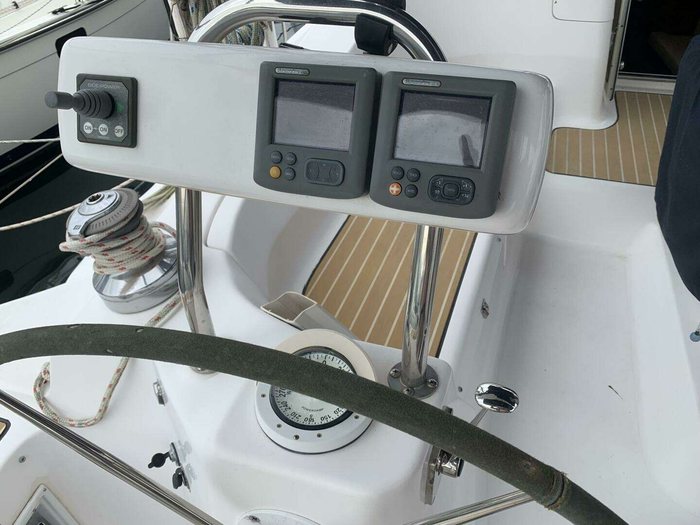2011 Hunter 45DS - Image 7