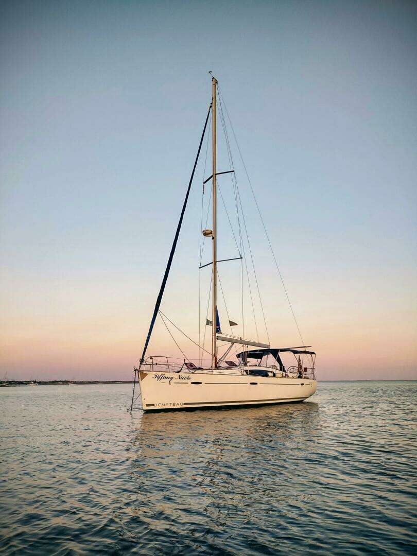 2011 Beneteau Oceanis 43 - Image 2