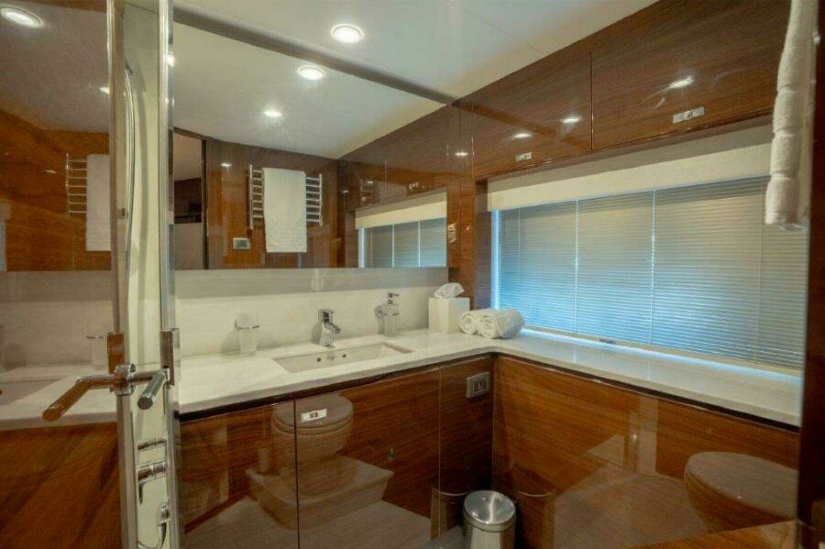 2019 Princess 85 Motor Yacht - Image 20