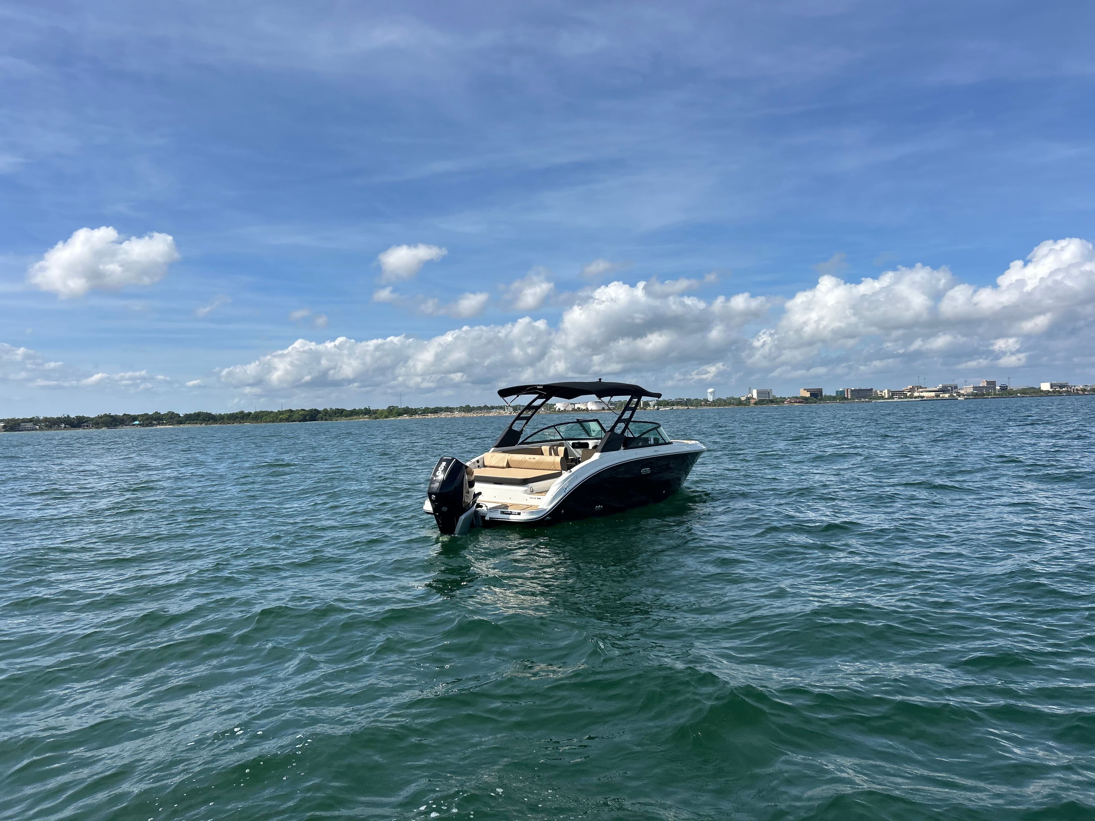 2026 Sea Ray SDX 250 Outboard - 5