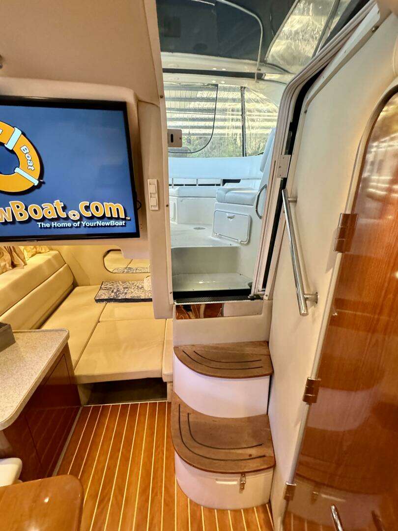 2006 Regal 3360 Window Express - Image 70