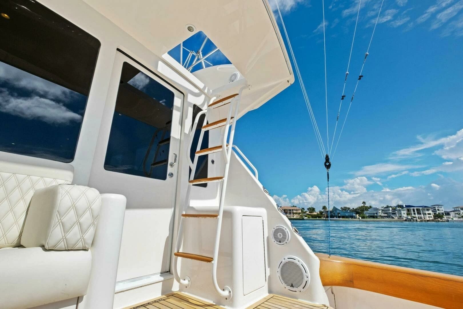 2006 Viking 56 Convertible - Image 41
