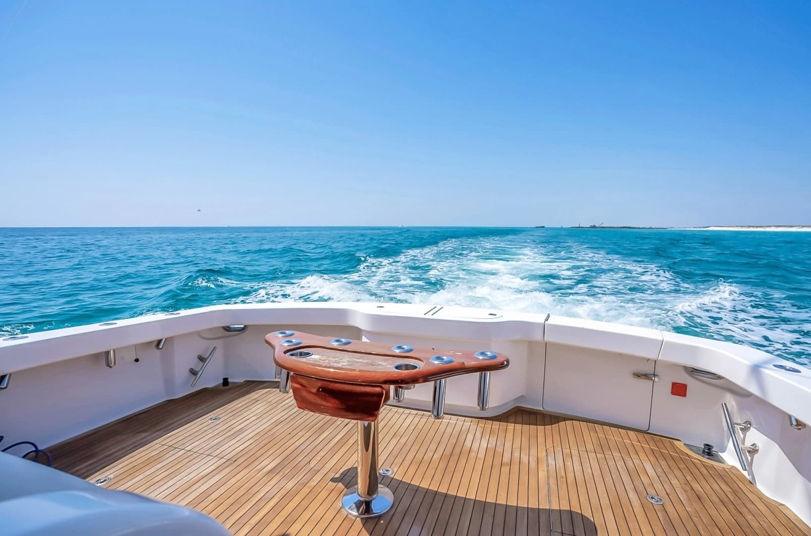 2021 Viking 48 Convertible - Image 39