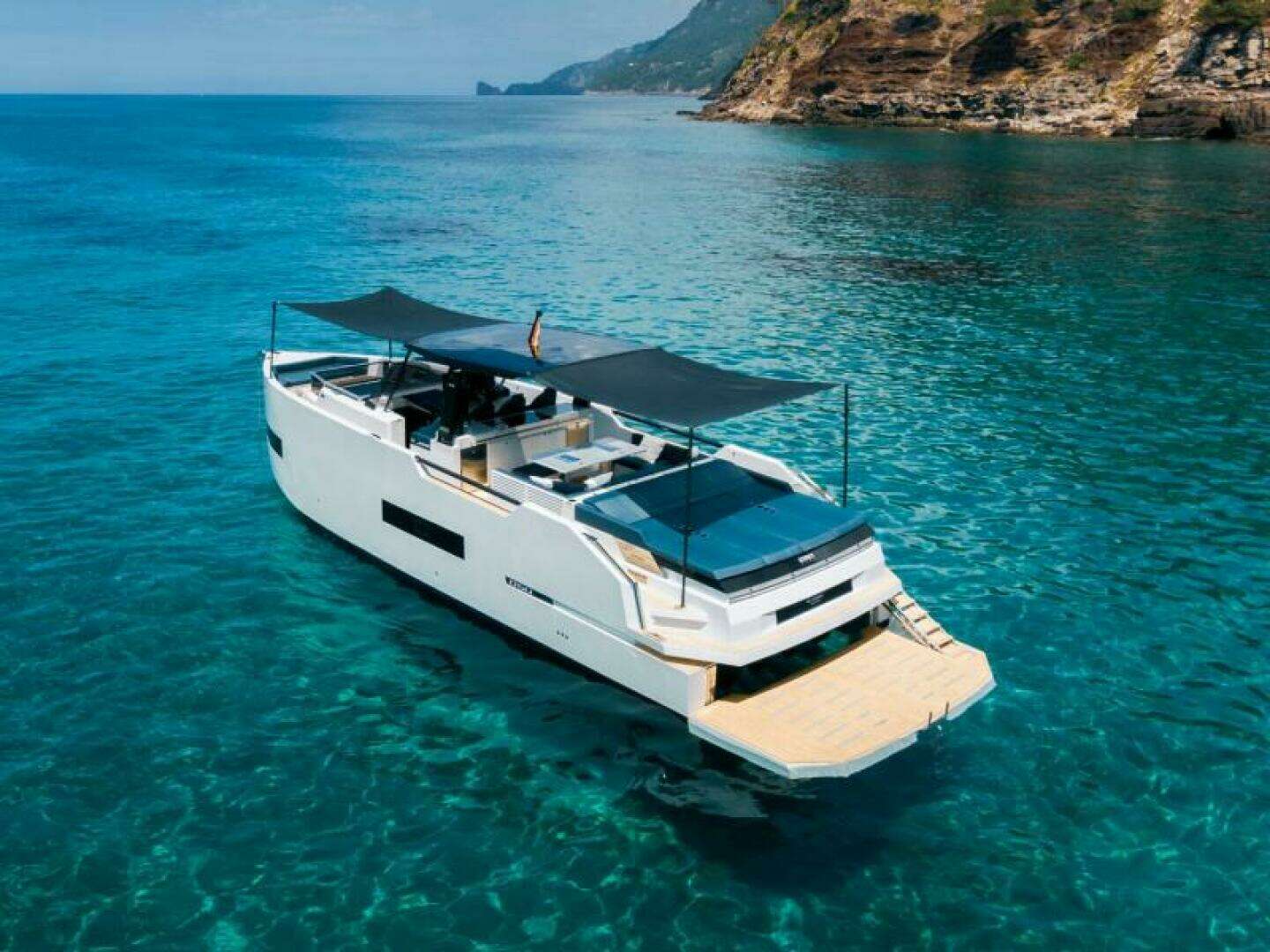 2026 De Antonio Yachts 50 Open - Image 6