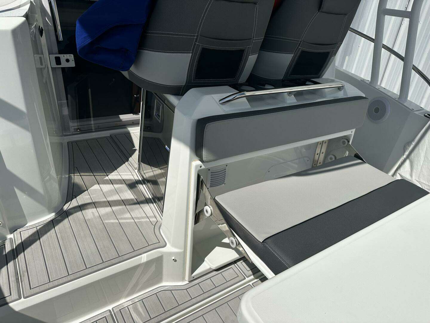 2024 Jeanneau 9.0 Leader - Image 50