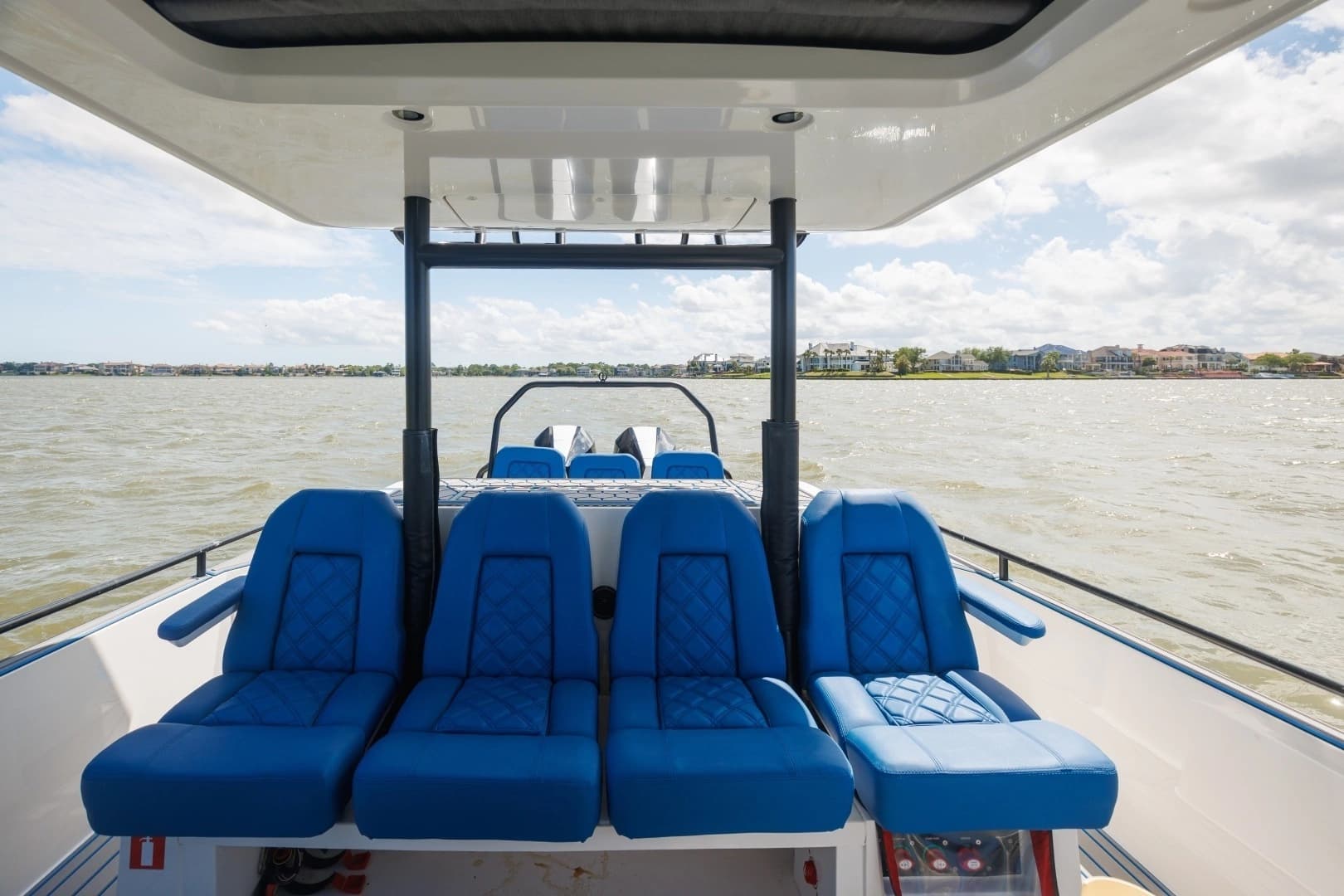 2019 Axopar 37 Sun Top - Image 4