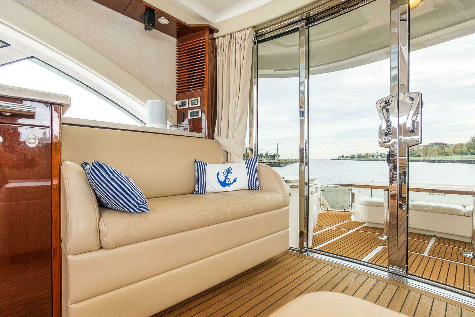 2008 Sea Ray 60 Sundancer - Image 40