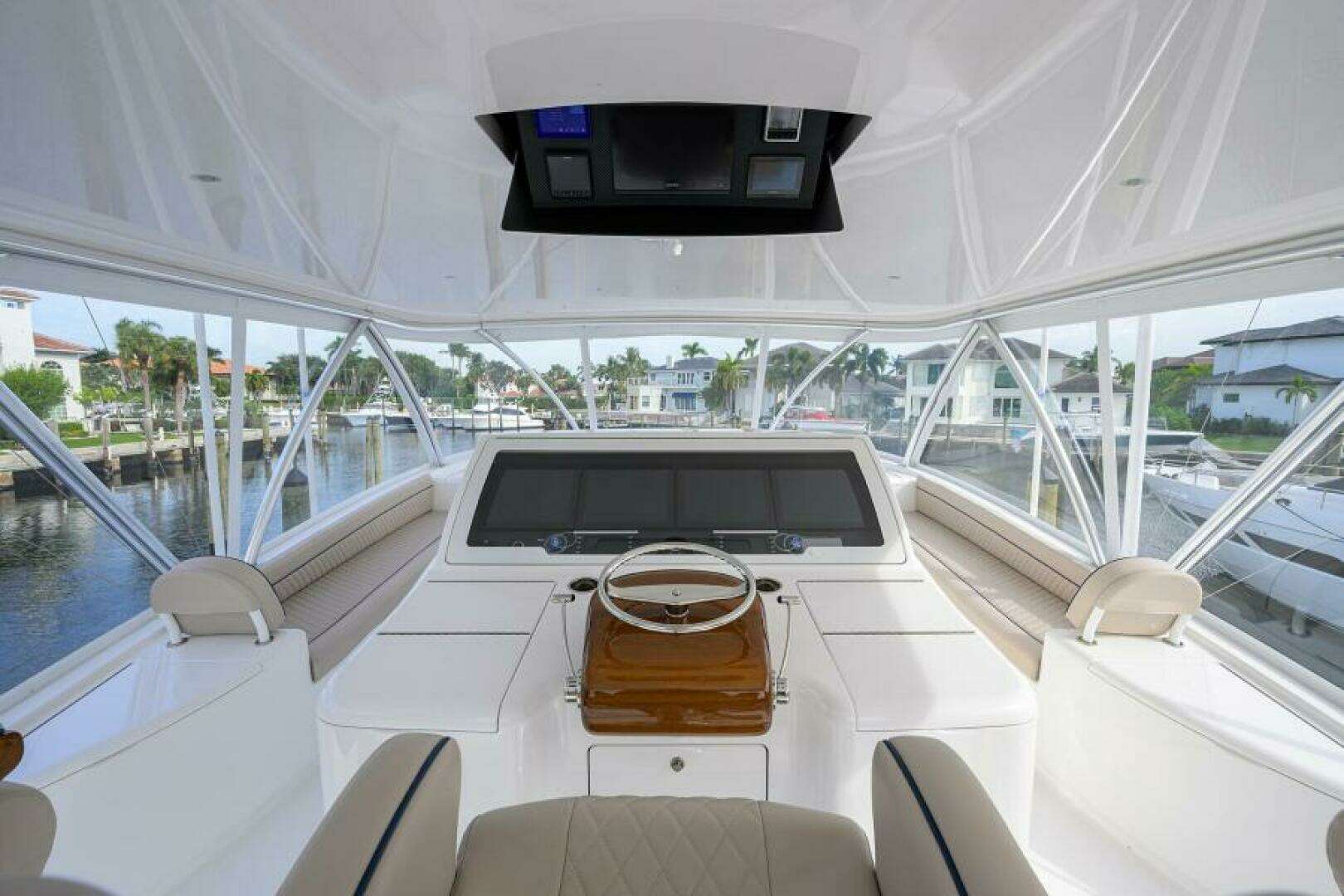2024 Viking 80 Convertible - Image 28