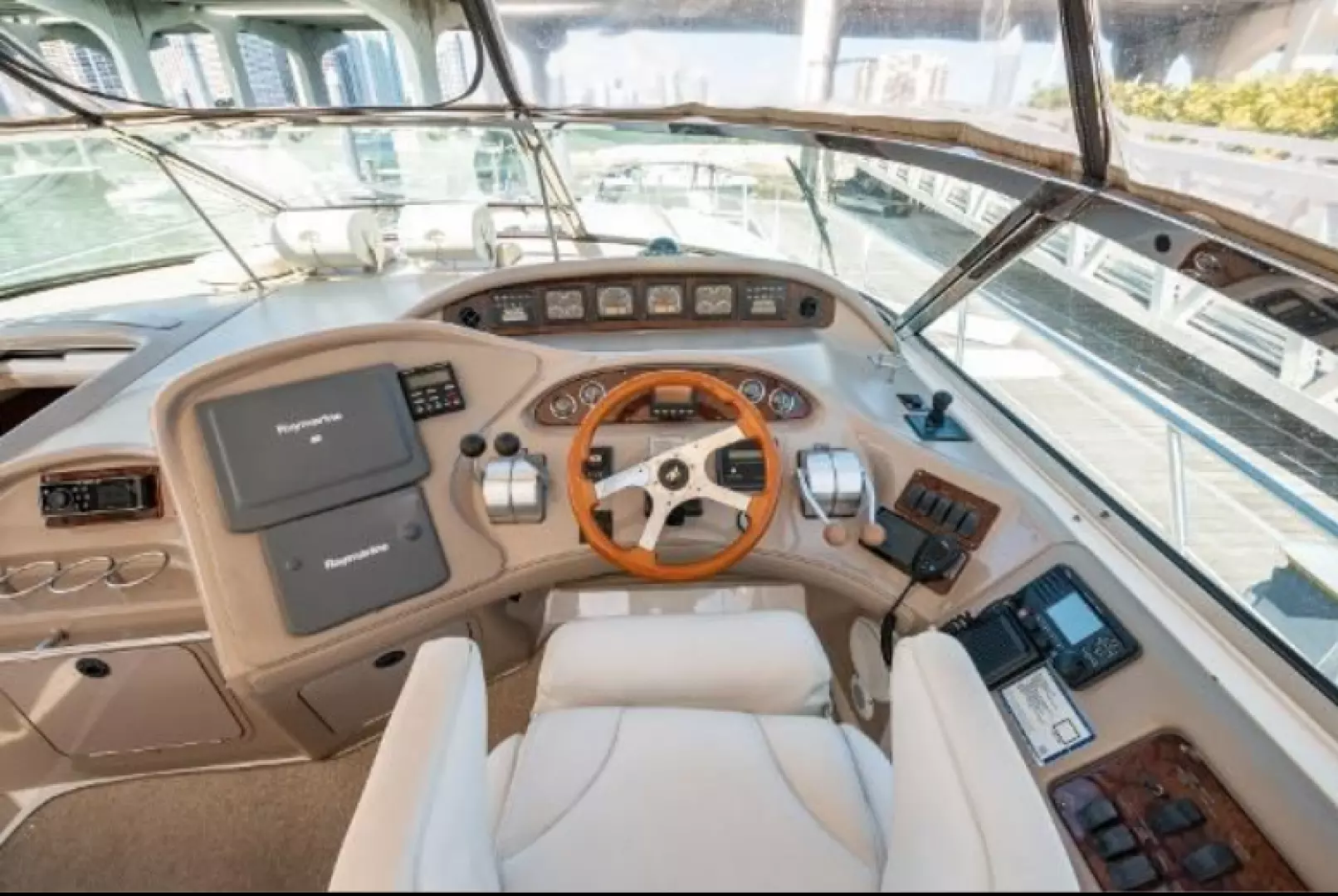 2000 Sea Ray 540 Sundancer - Image 10