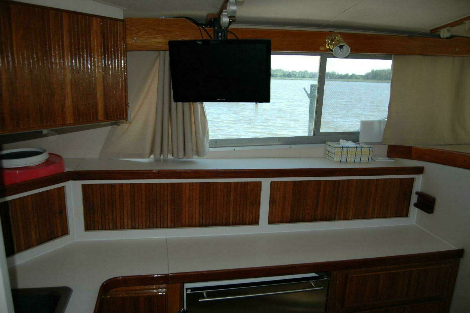 1987 Bertram 33 Sport Fisherman - Image 71