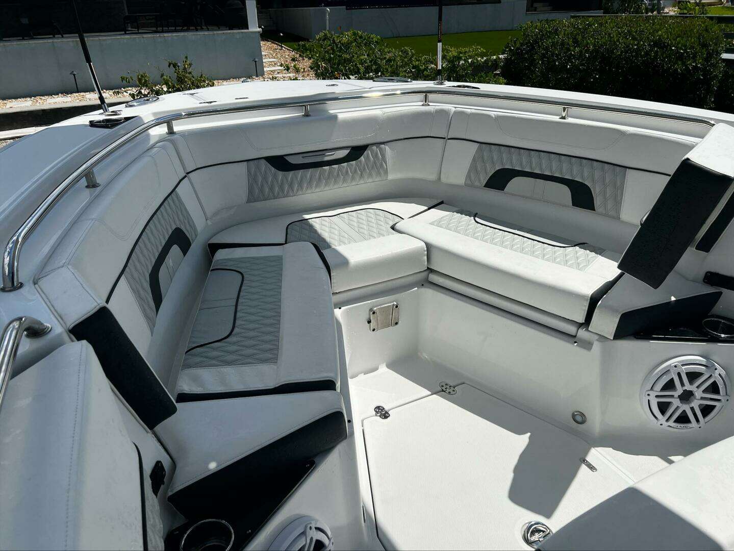 2023 Blackfin 272 CC - Image 4