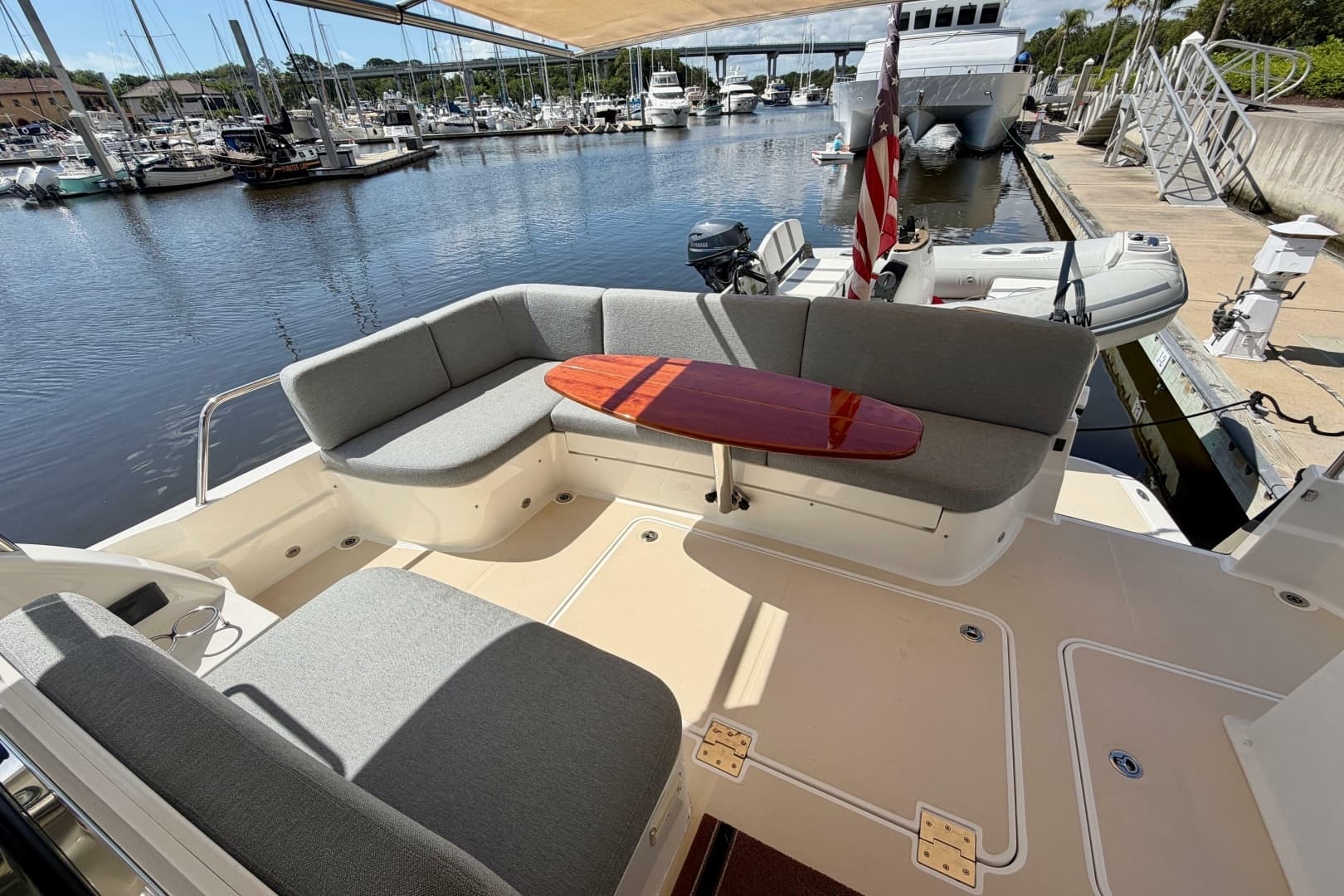 2016 Sabre 48 Salon Express - Image 36