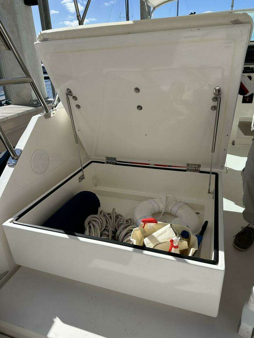 2013 Hunt Yachts Harrier 36 - Image 11