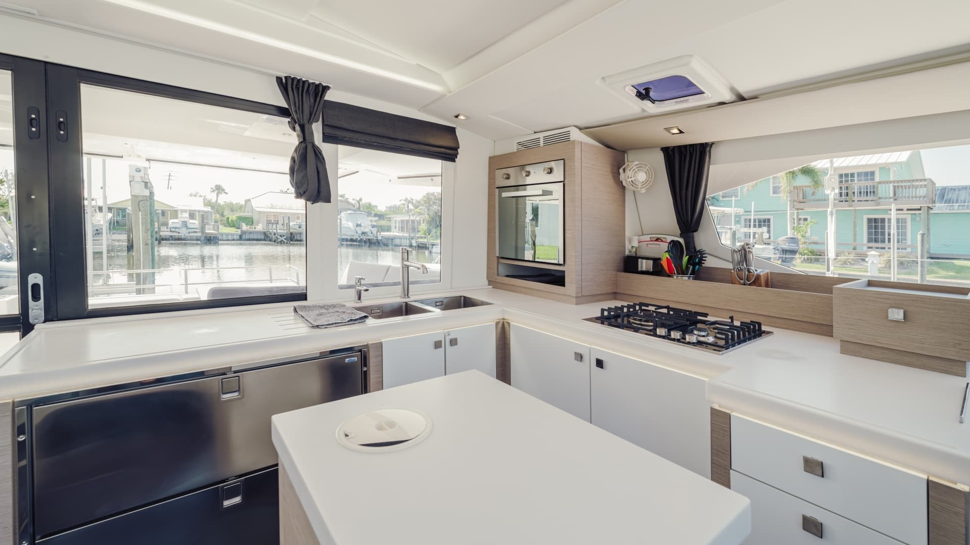 2020 Fountaine Pajot Saona 47 - Image 37
