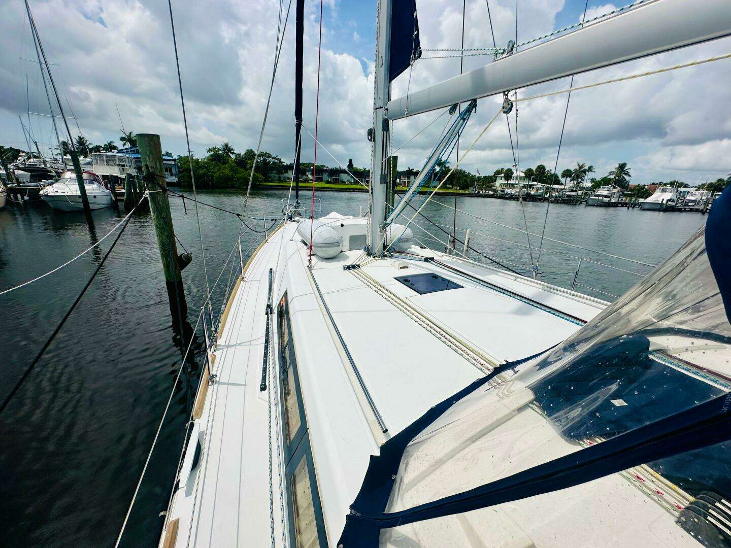 2015 Beneteau Oceanis 45 - Image 41