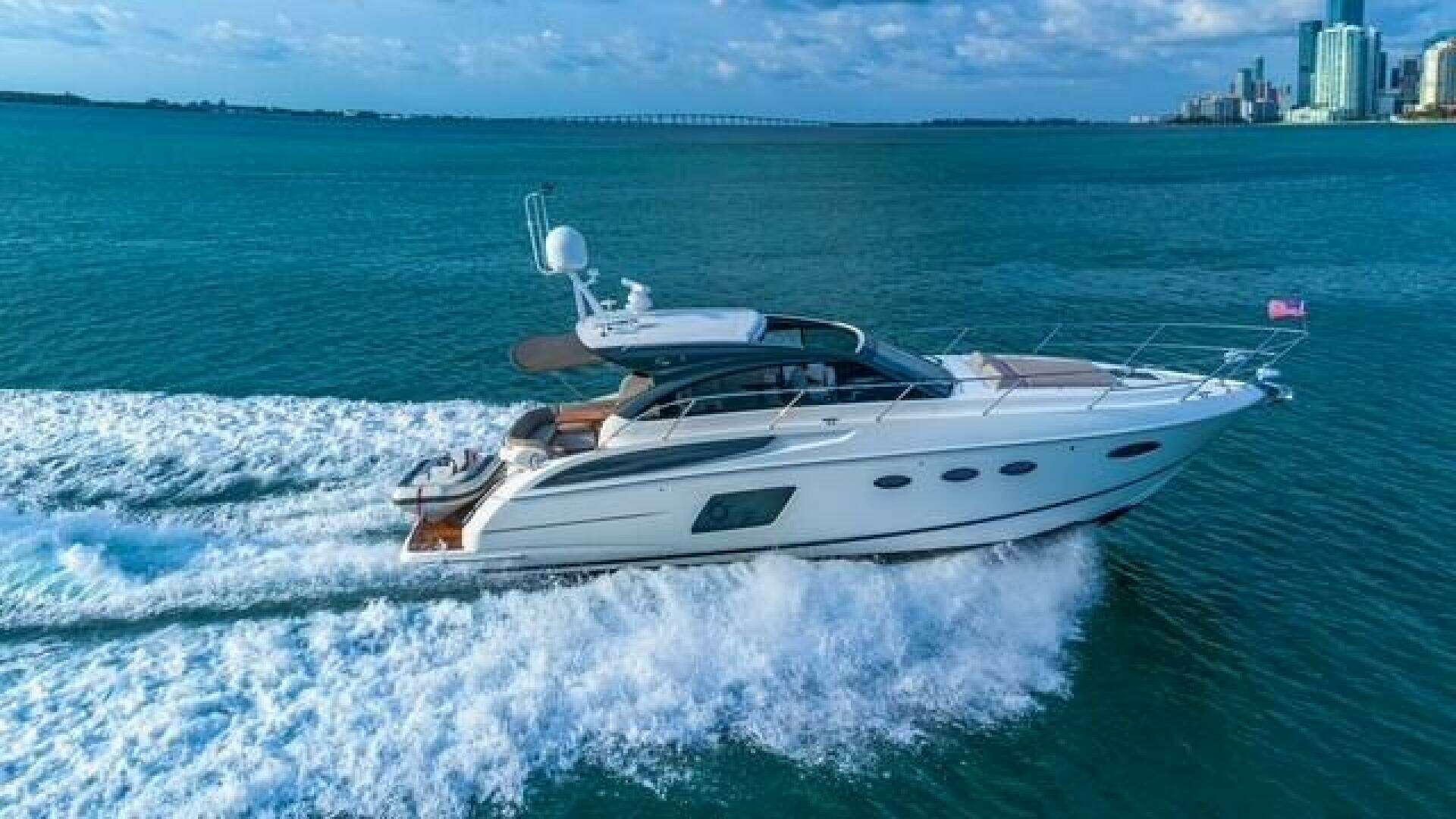 2017 Princess V48 - Image 4