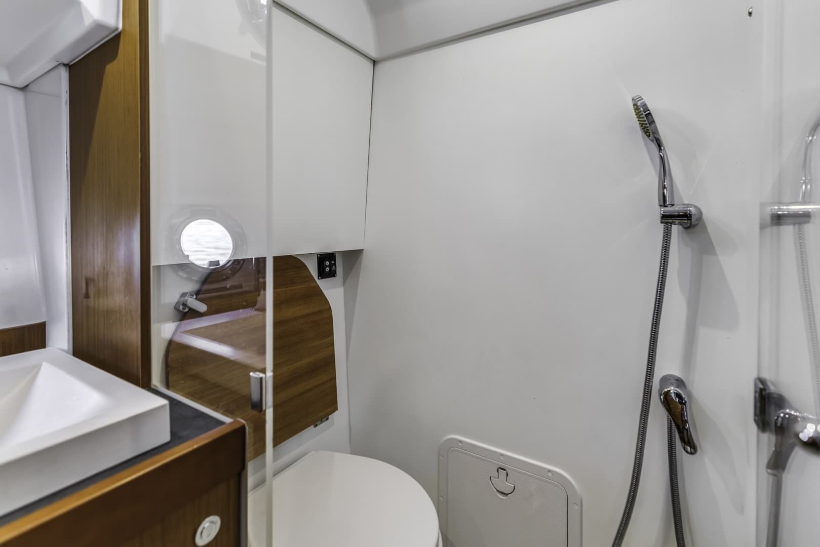 2019 Beneteau Swift Trawler - Image 27