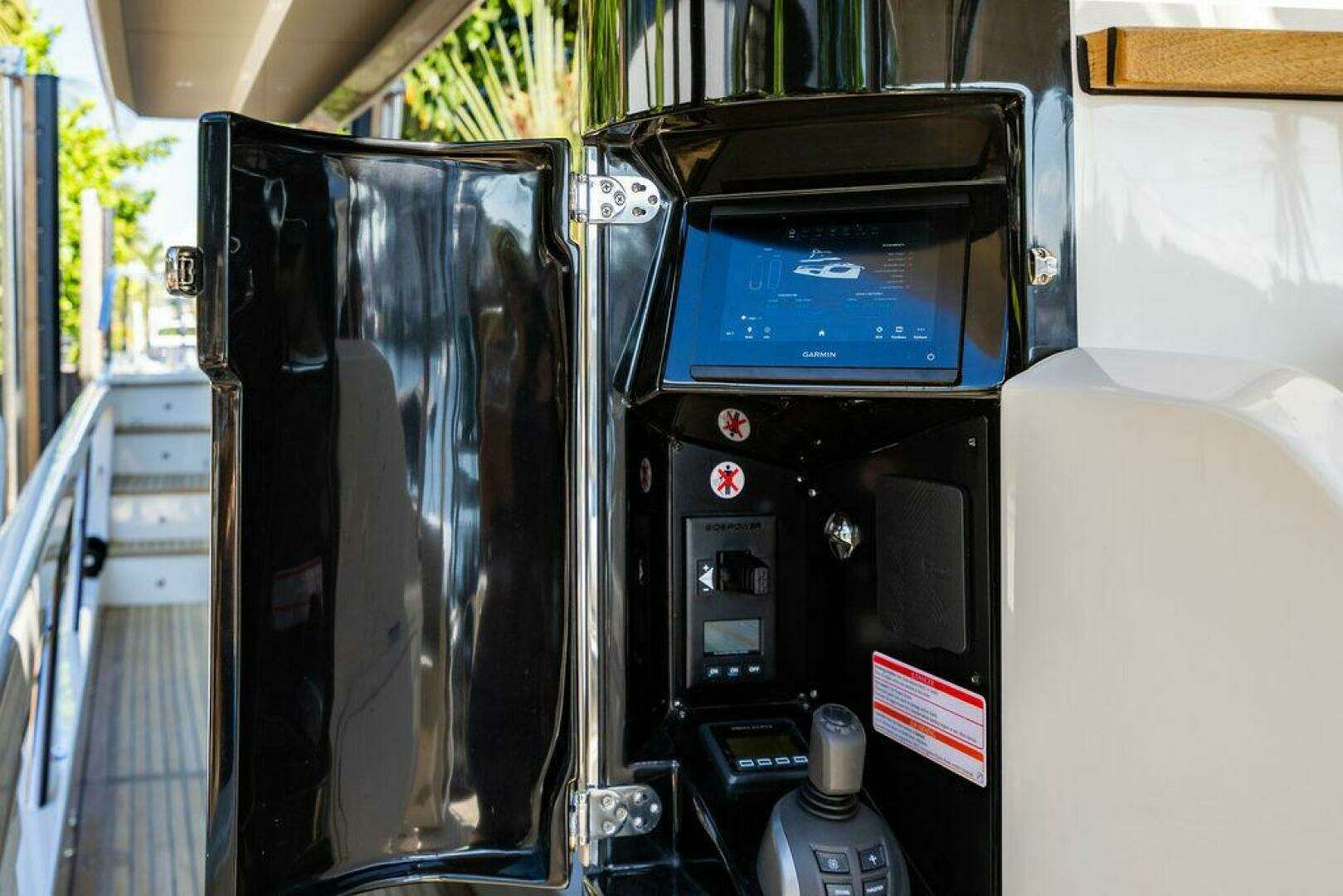 2023 Absolute 64 Navetta - Image 65