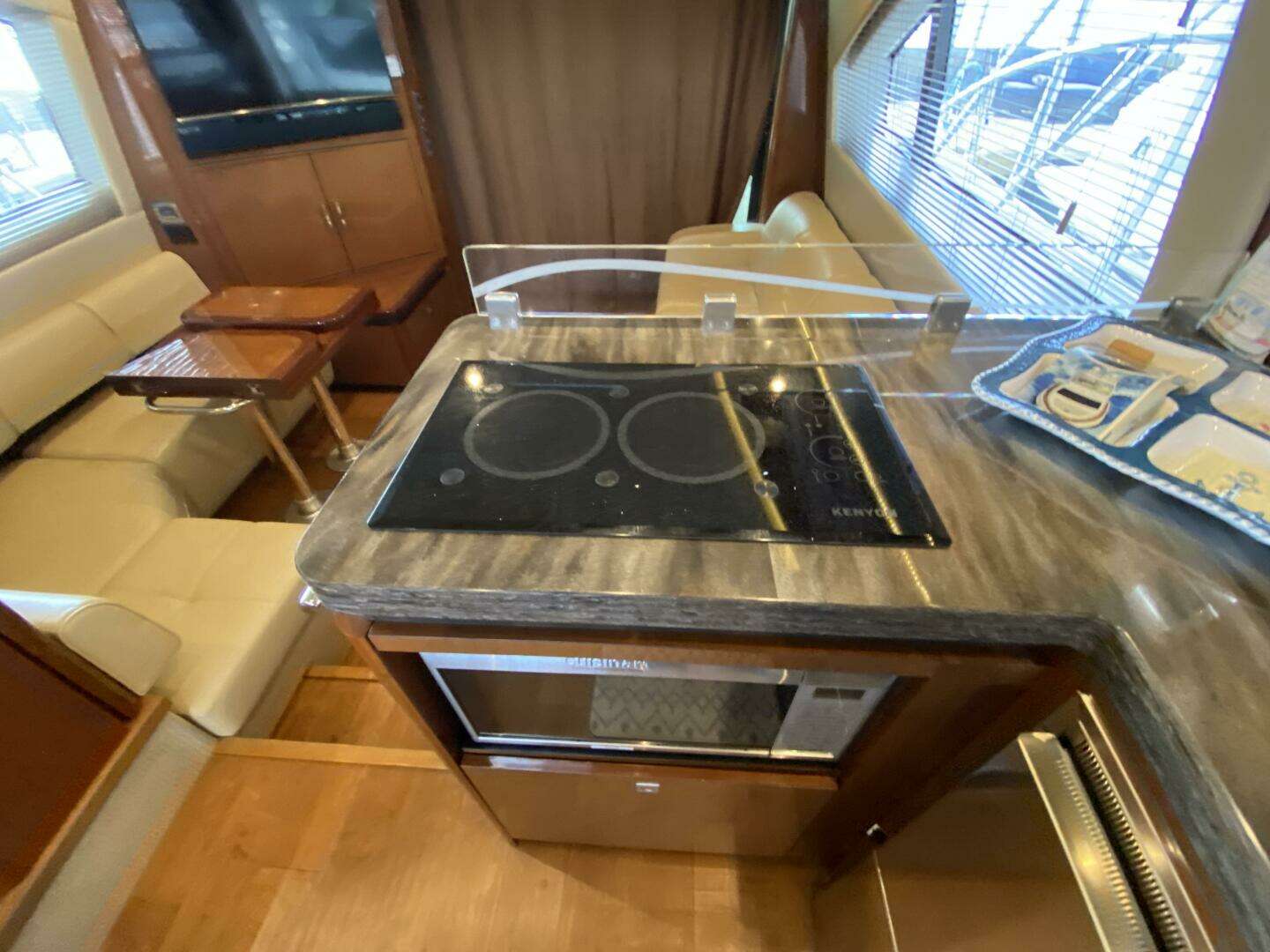 2016 Sea Ray 510 FLY - Image 40