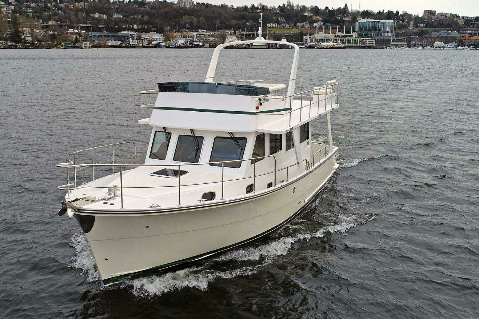 2026 Helmsman Trawlers 38 Sedan - Image 4