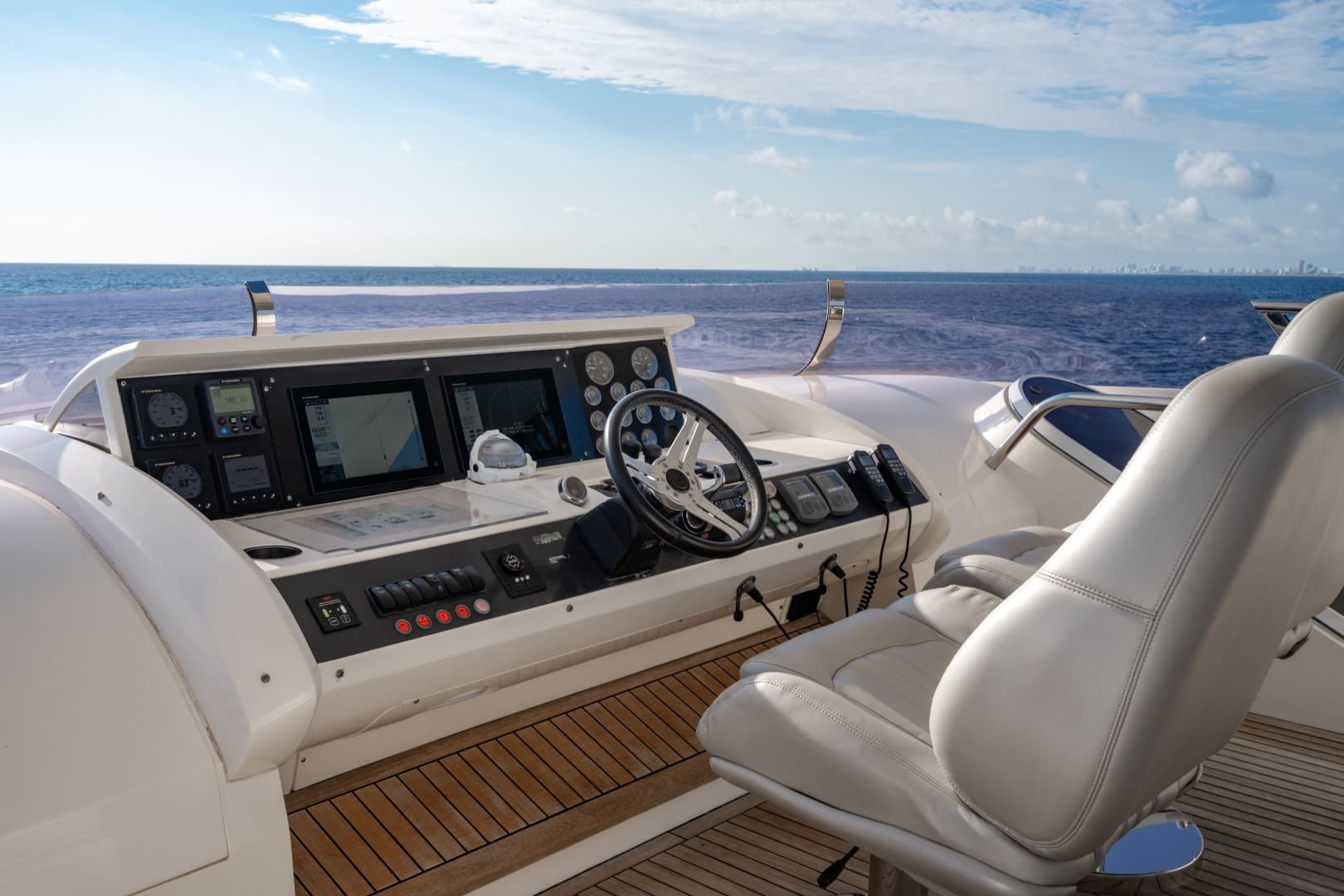 2010 Princess 95 M/Y - Image 29