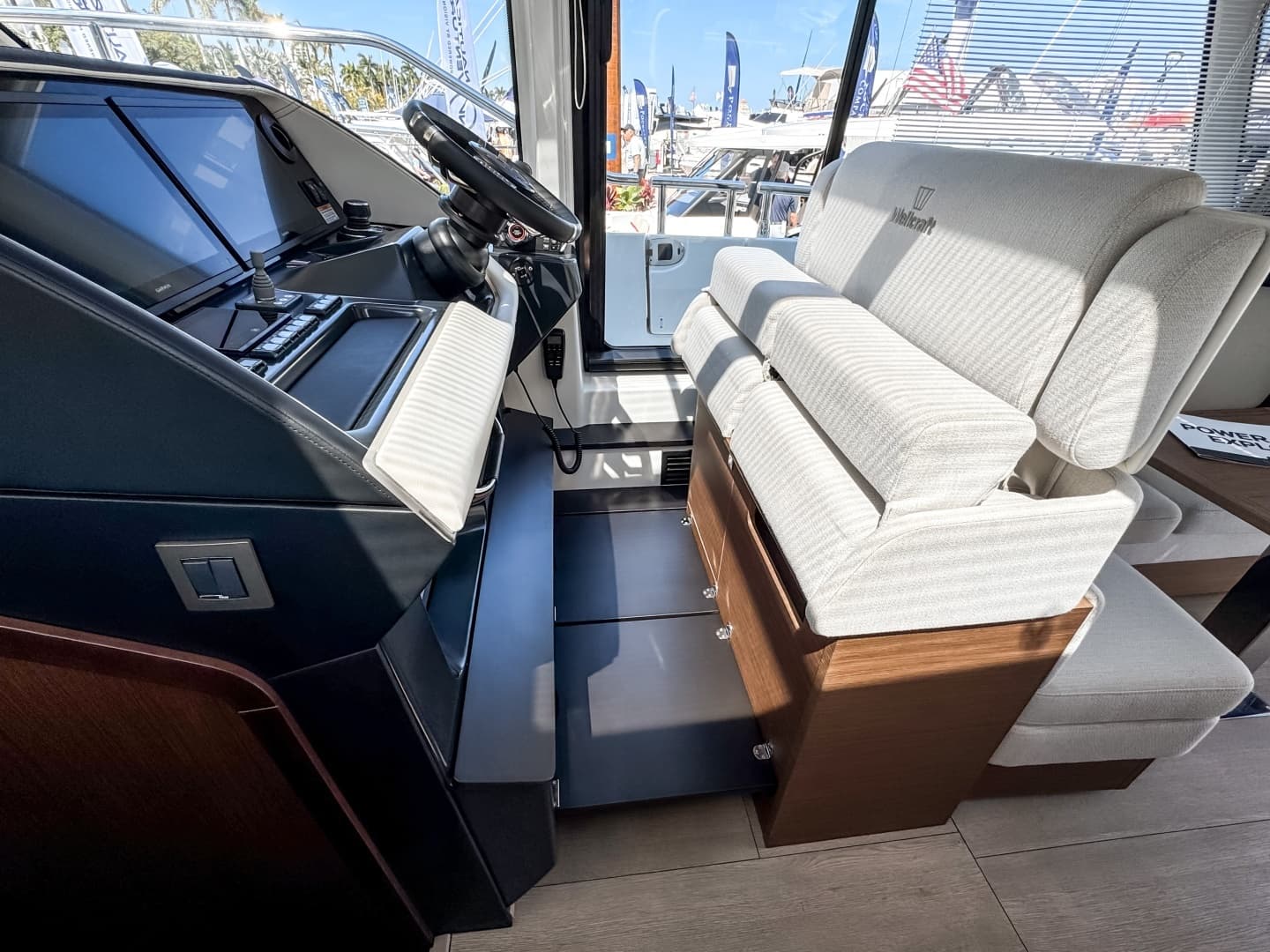 2026 Wellcraft 44 Explorer - Image 24