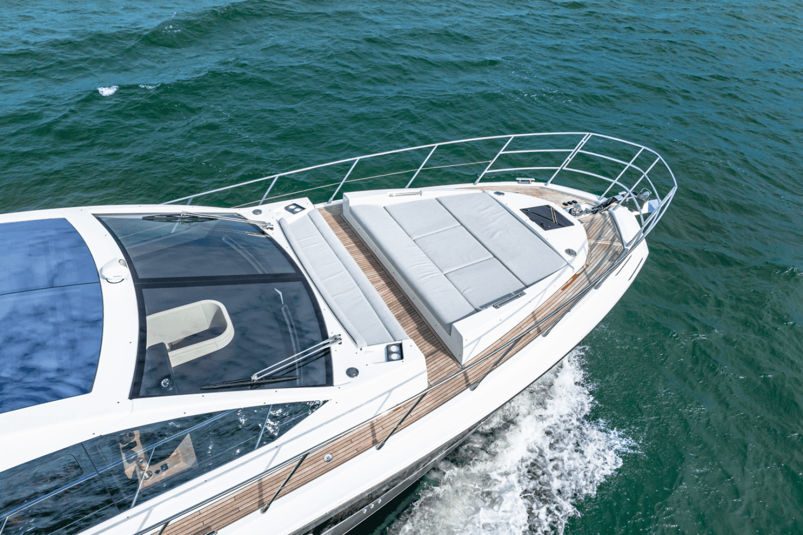 2025 Azimut S6 - Image 12