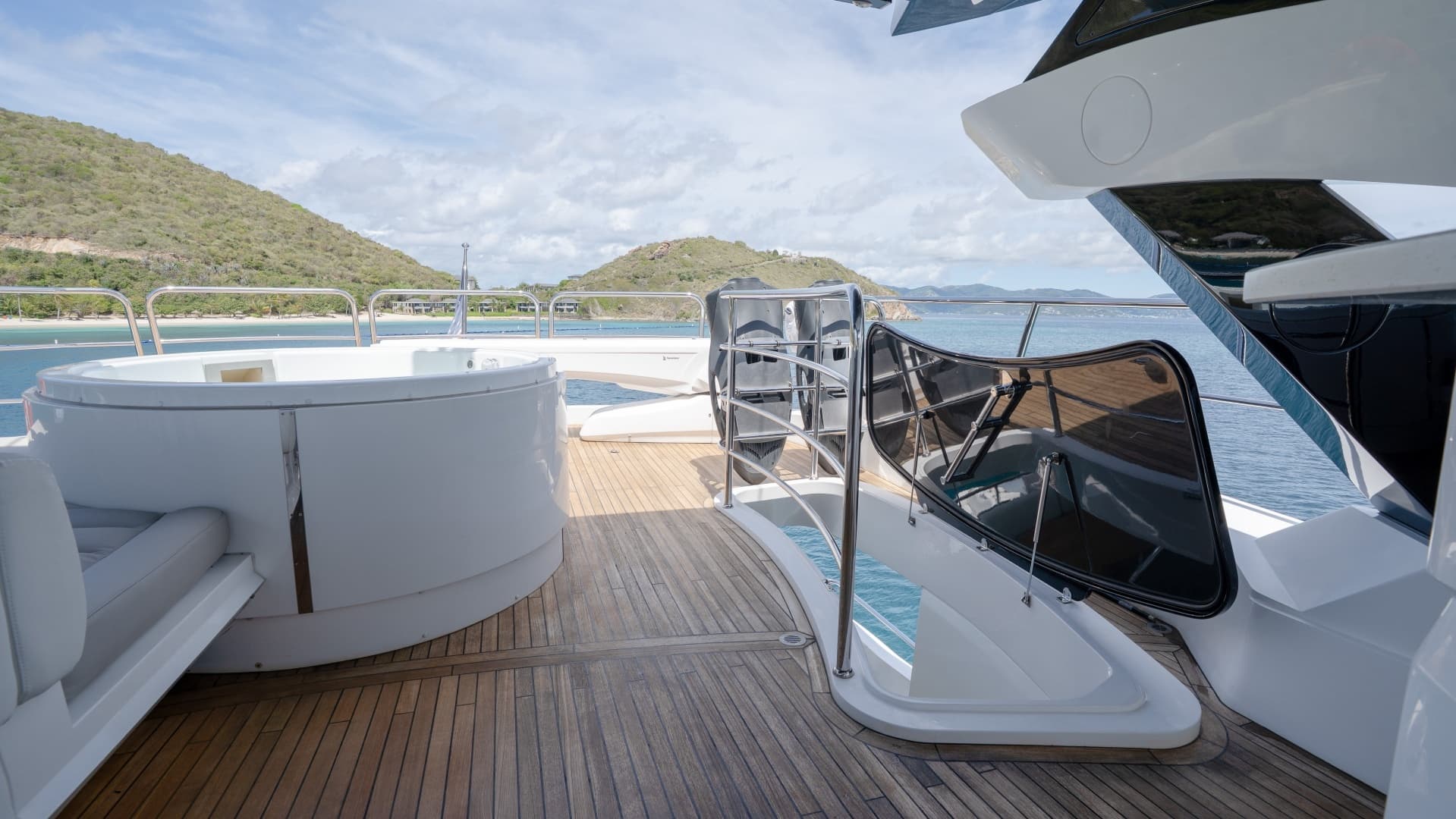 2017 Sunseeker 86 Yacht - Image 94