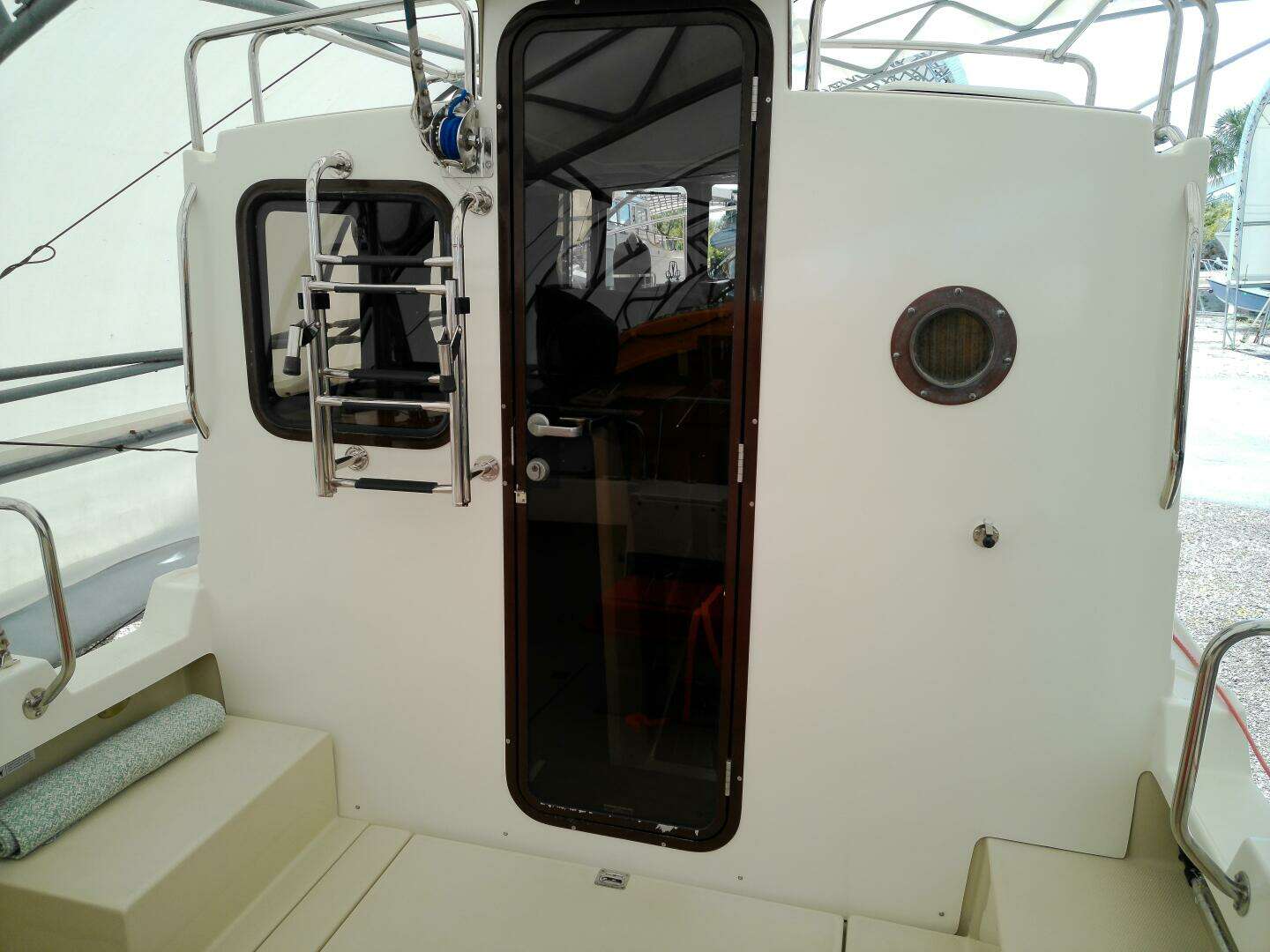 2010 Ranger Tugs — - Image 3