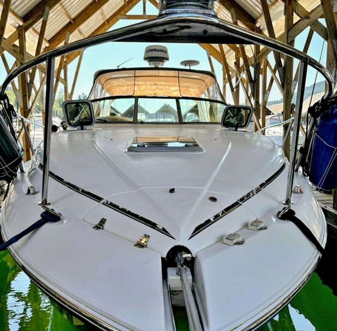 2008 Rinker 300 Express - Image 2