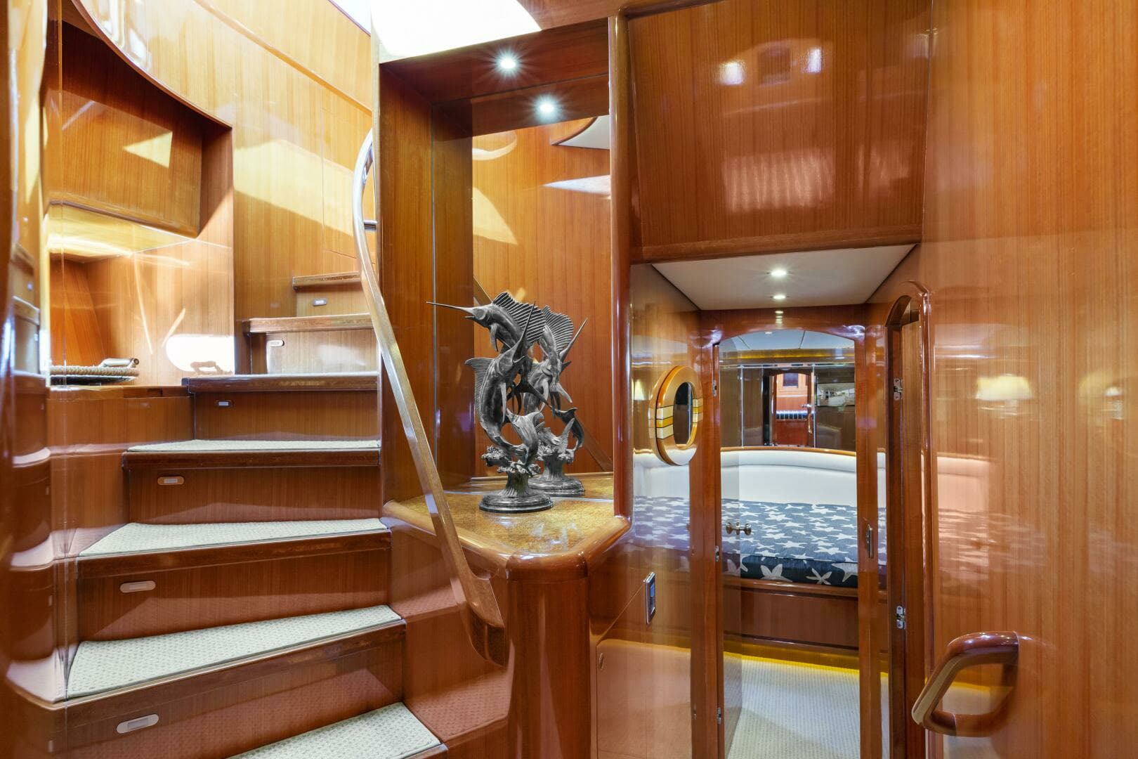 2007 Hampton Cockpit Motoryacht - Image 22