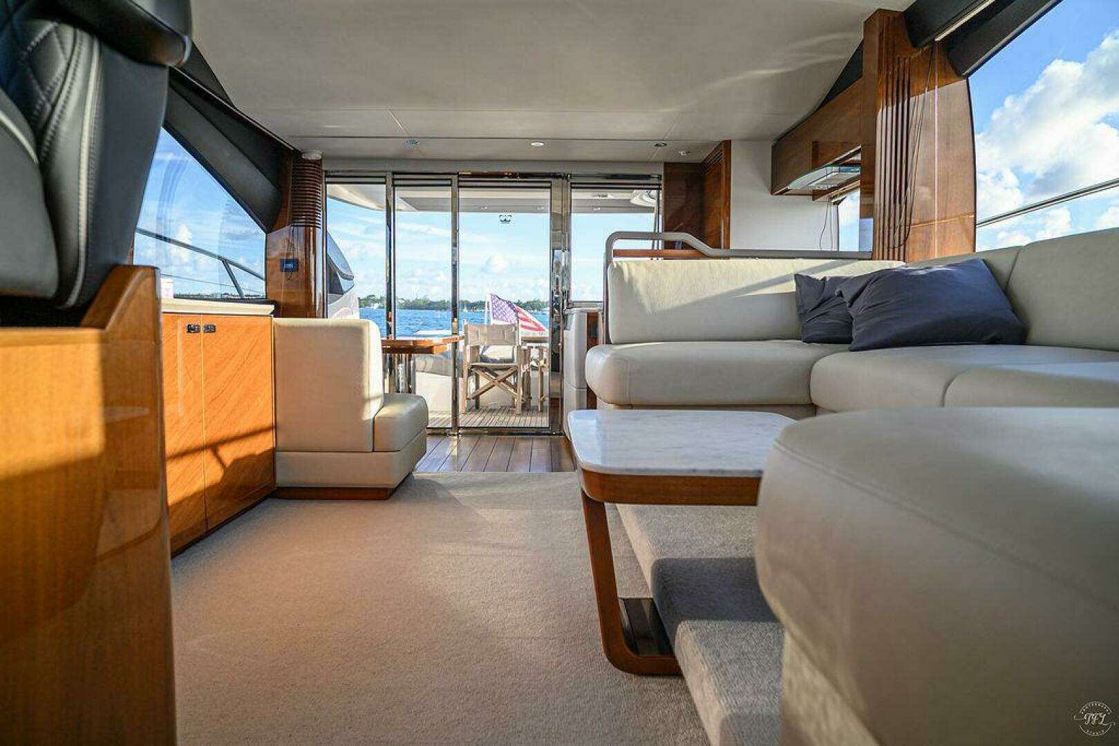 2021 Princess S62 - Image 27