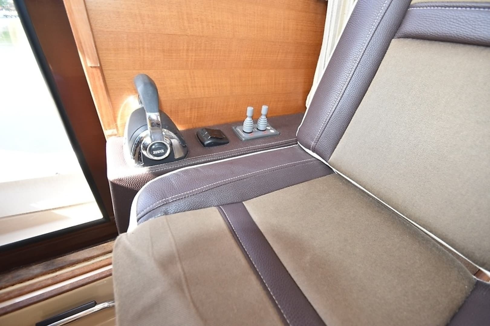 2014 Ranger Tugs 29 Classic - Image 16