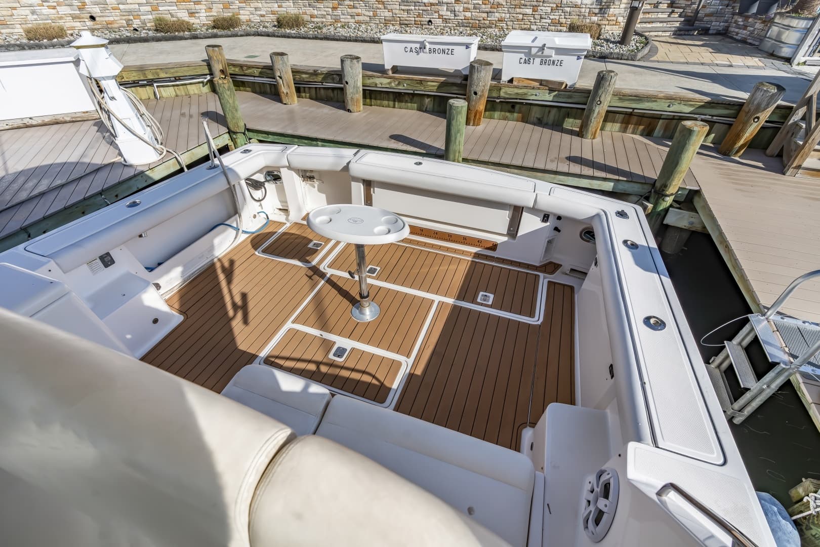2002 Tiara Yachts 4100 Open - Image 24