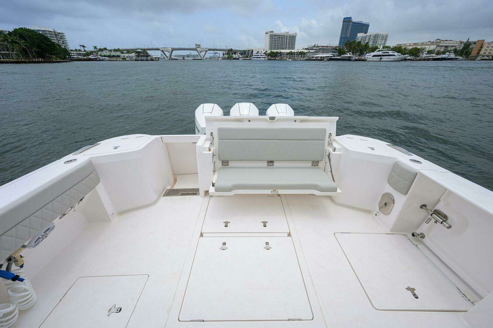 2023 Intrepid 41 Valor - Image 8