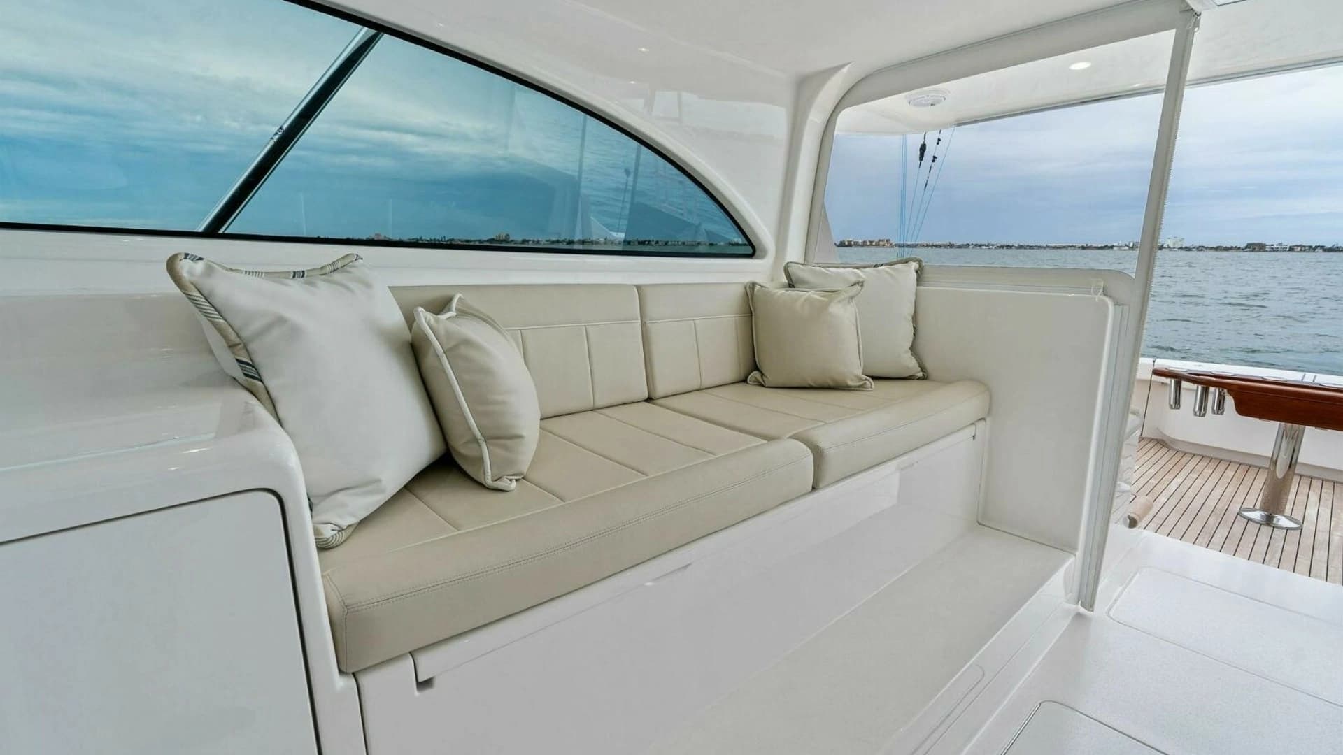2021 Viking 46 Billfish - Image 10