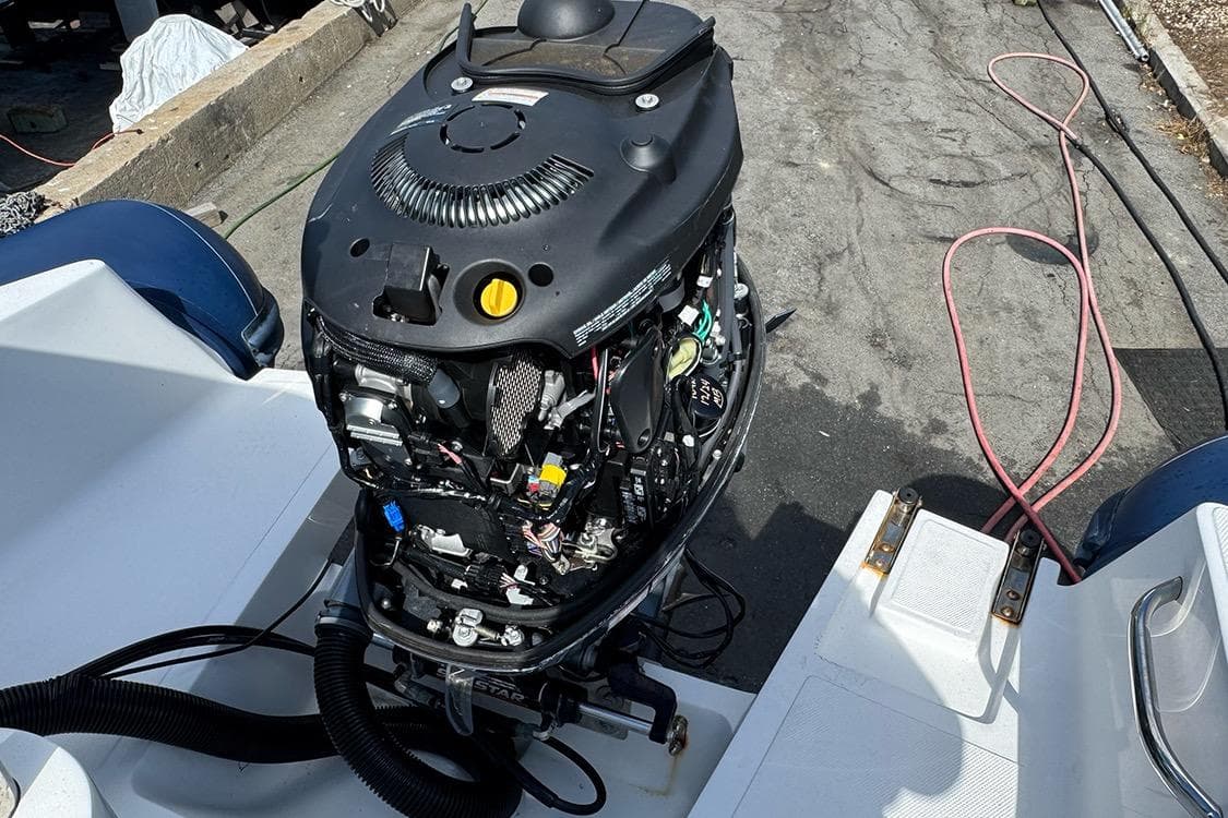 2020 AB Inflatables Oceanus 21 VST boat engine, detailed view.