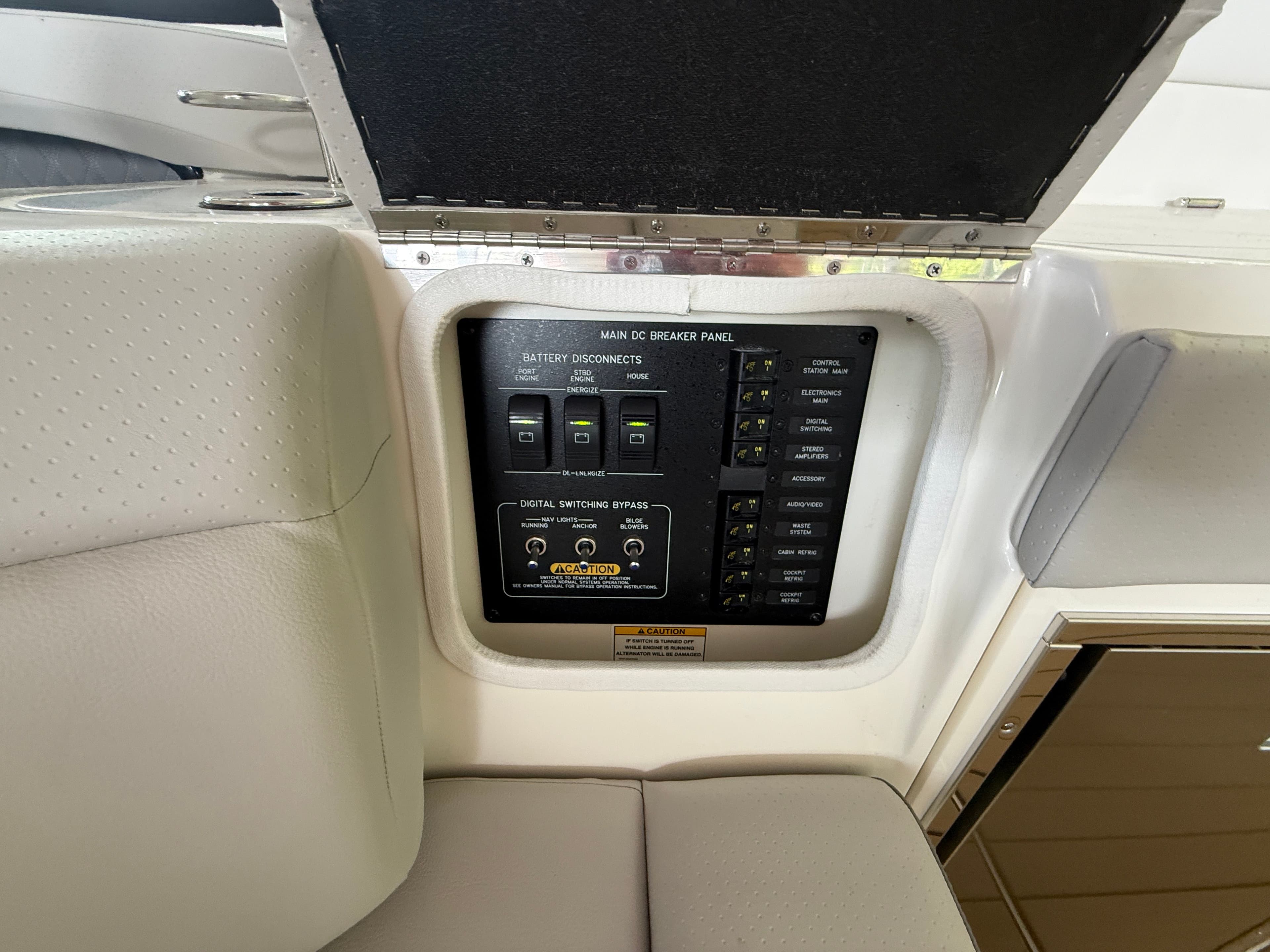 2026 Sea Ray SLX 400 Outboard - 14