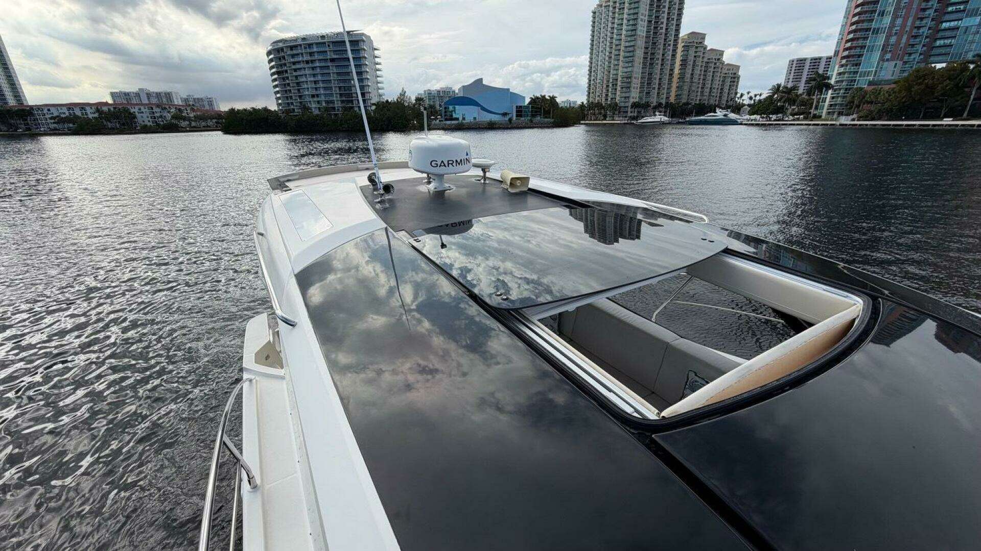 2019 Carver C34 - Image 20