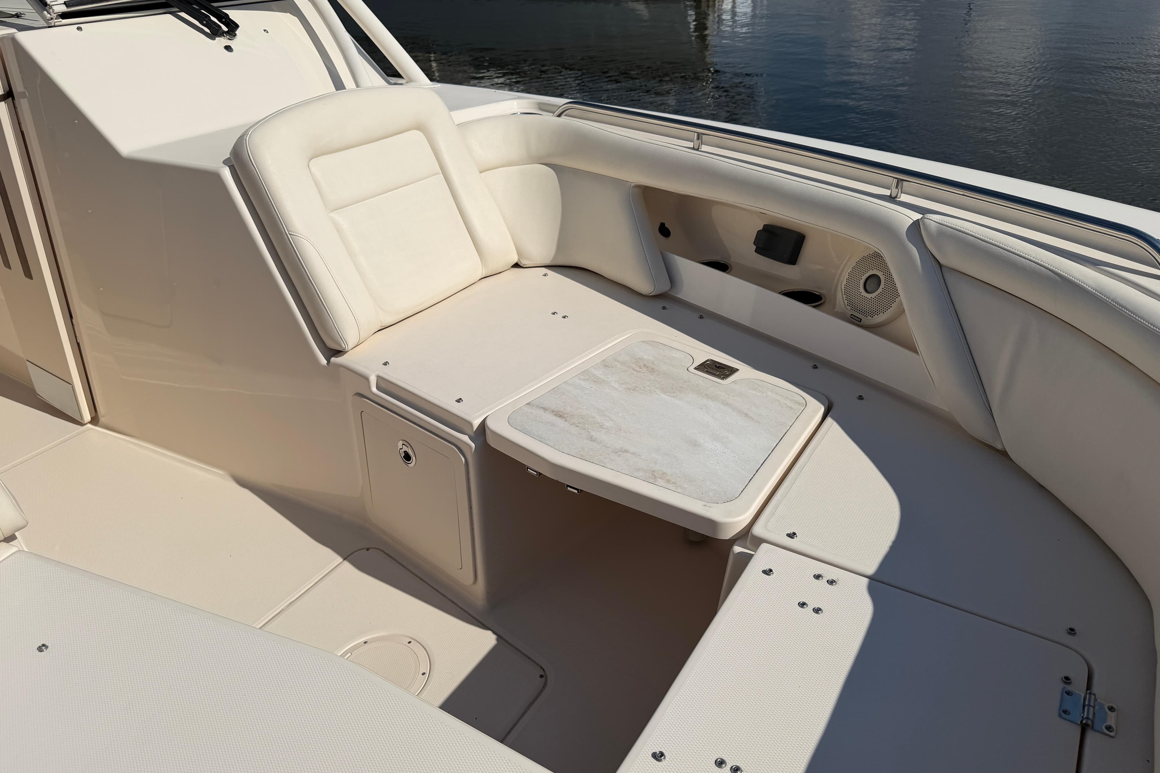 2017 Grady-White Freedom 335 boat interior with seating and table.