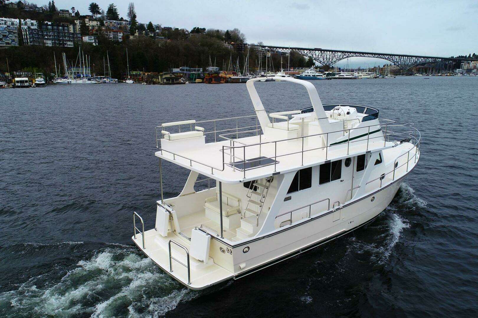 2026 Helmsman Trawlers 38 Sedan - Image 6