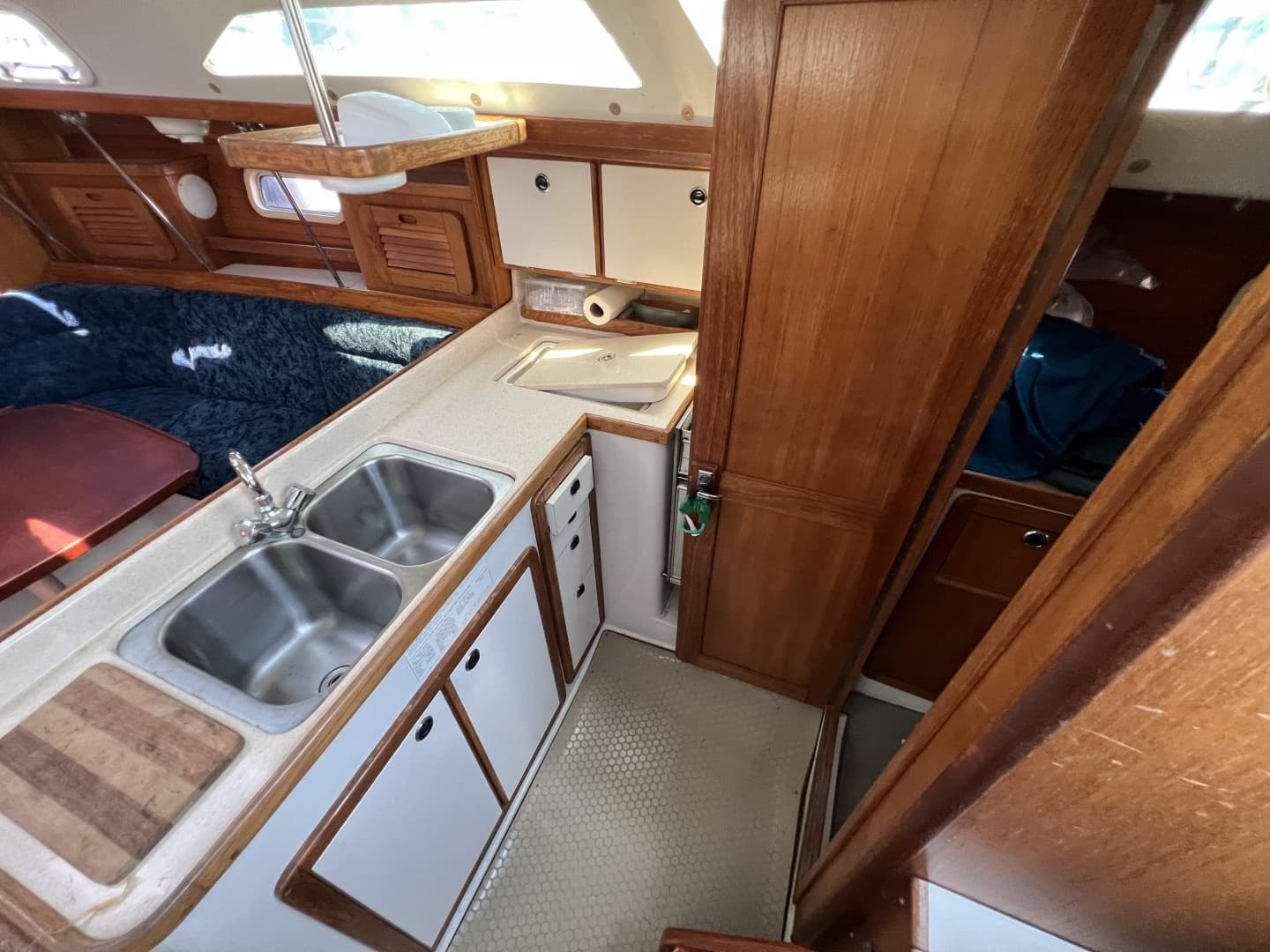 1997 Catalina 34 Mark II - Image 13