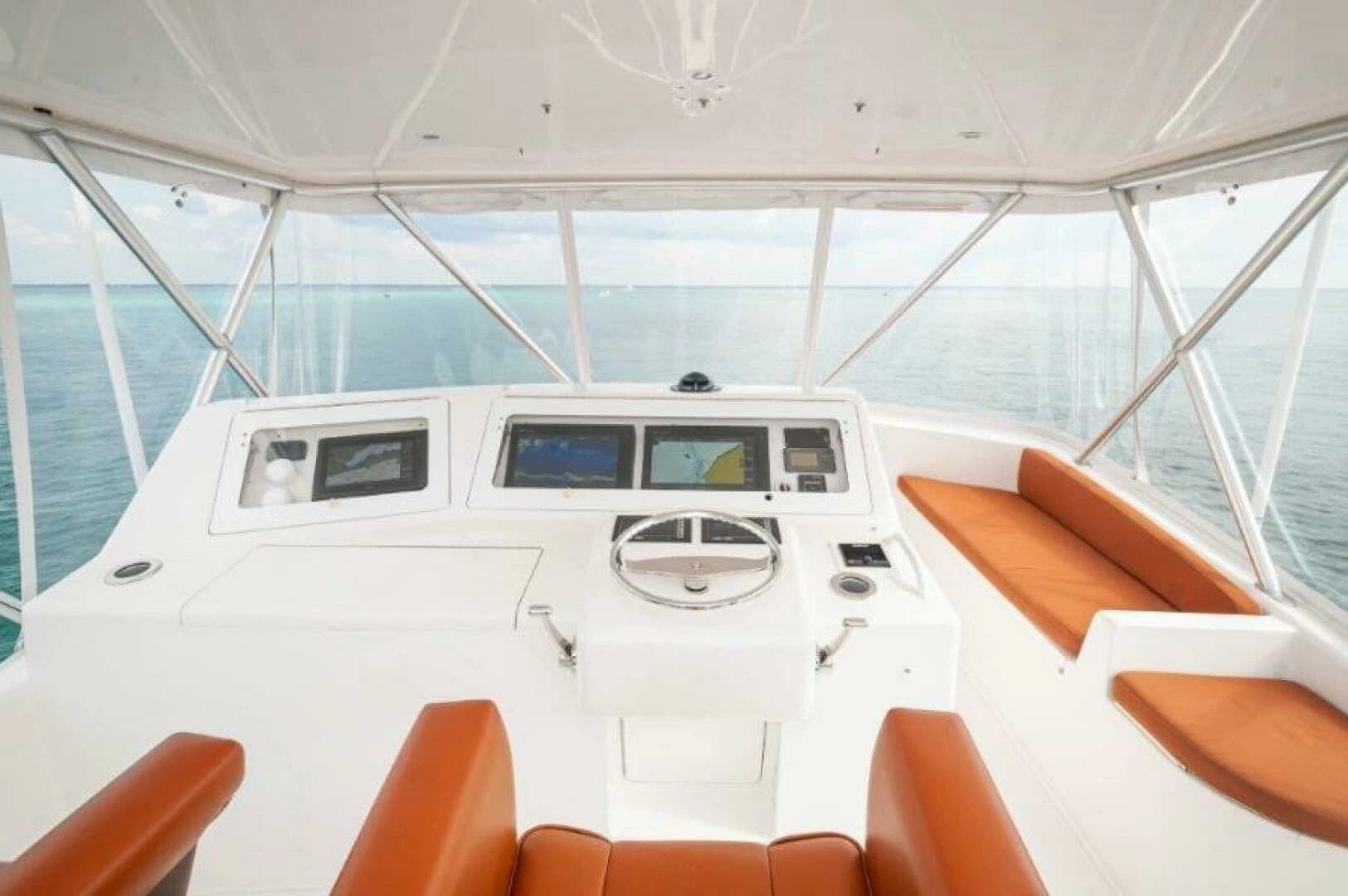 2006 Viking 45 Convertible - Image 23