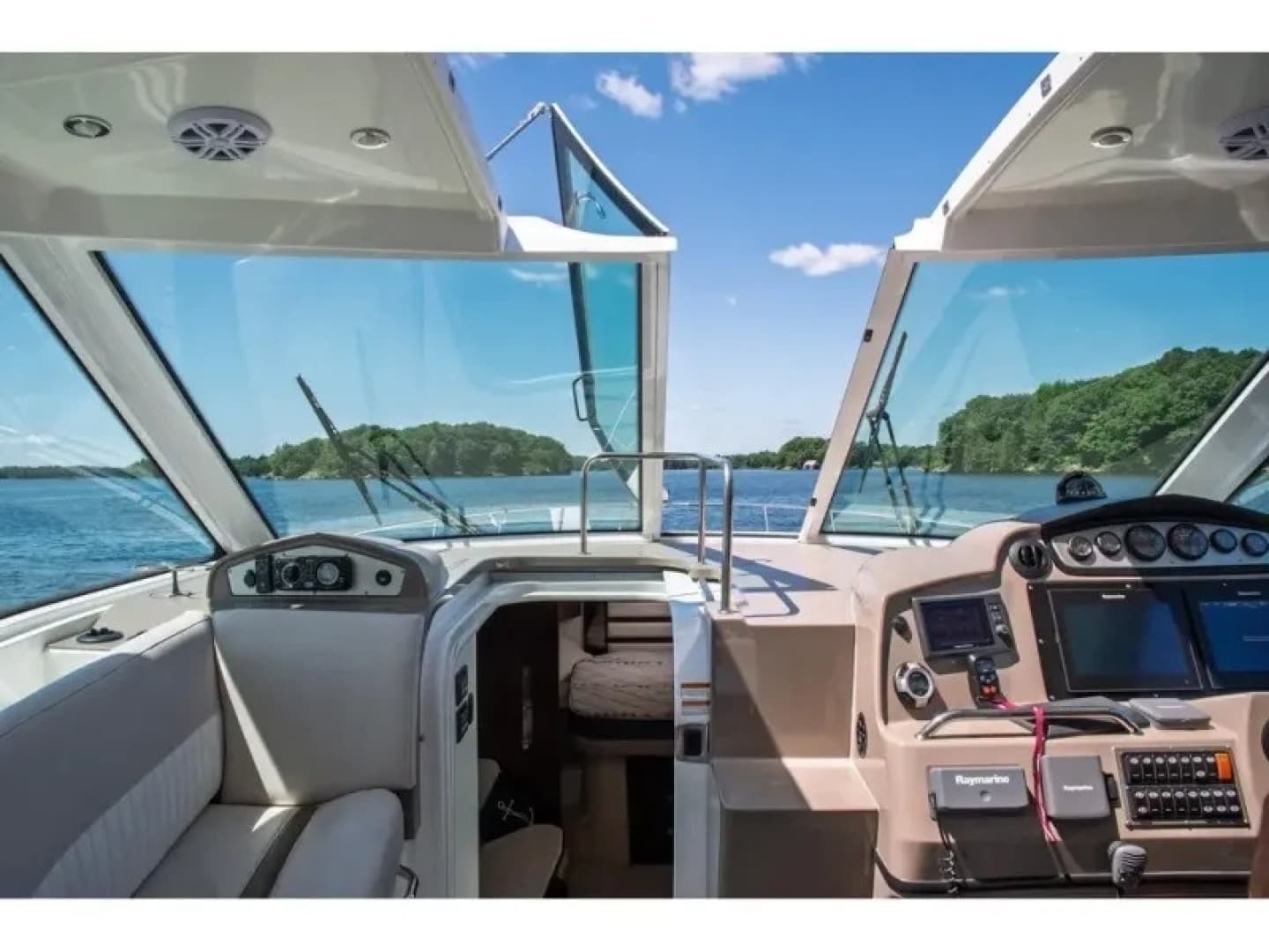 2011 Cruisers Sports Coupe 420 - Image 13