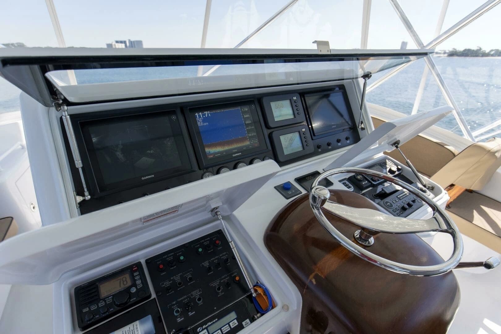 2008 Hatteras 60 Convertible - Image 27