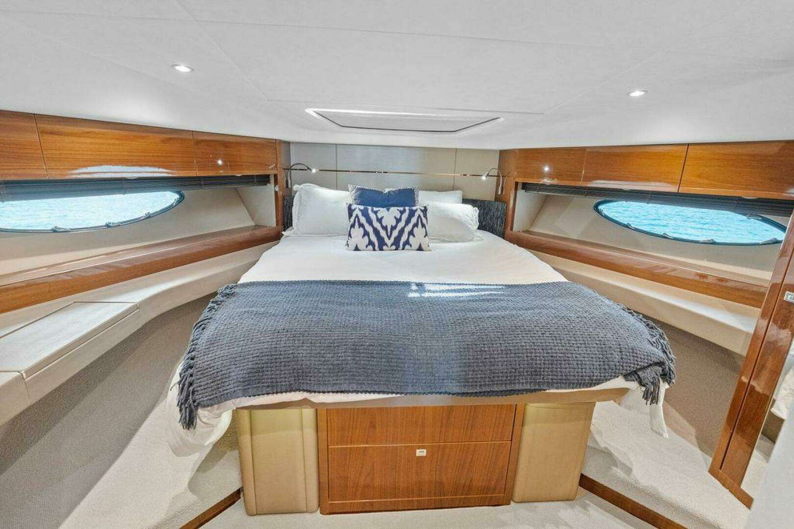 2016 Princess 60 Flybridge Motor Yacht - Image 37