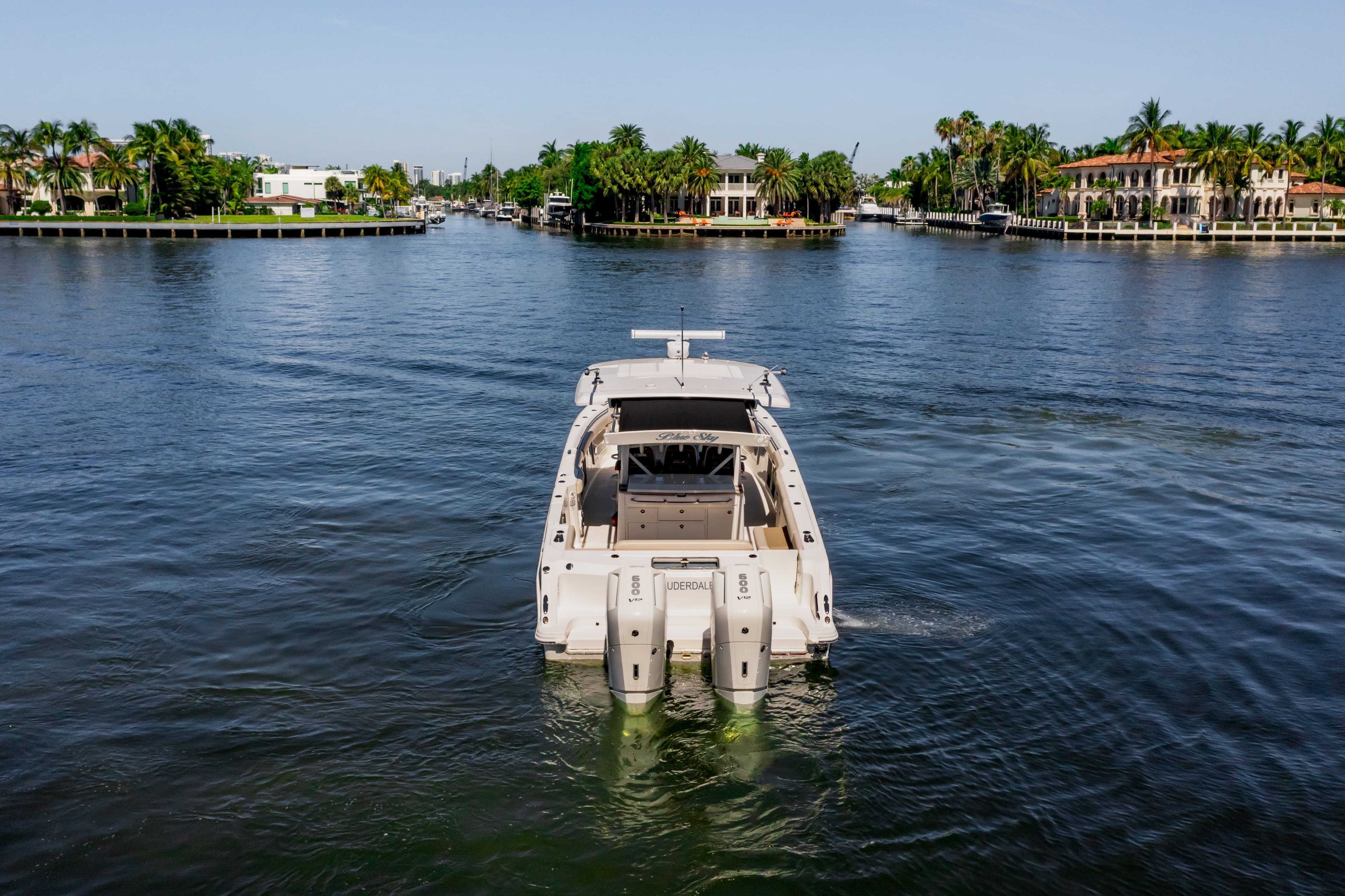 2024 Boston Whaler 380 Outrage - 9