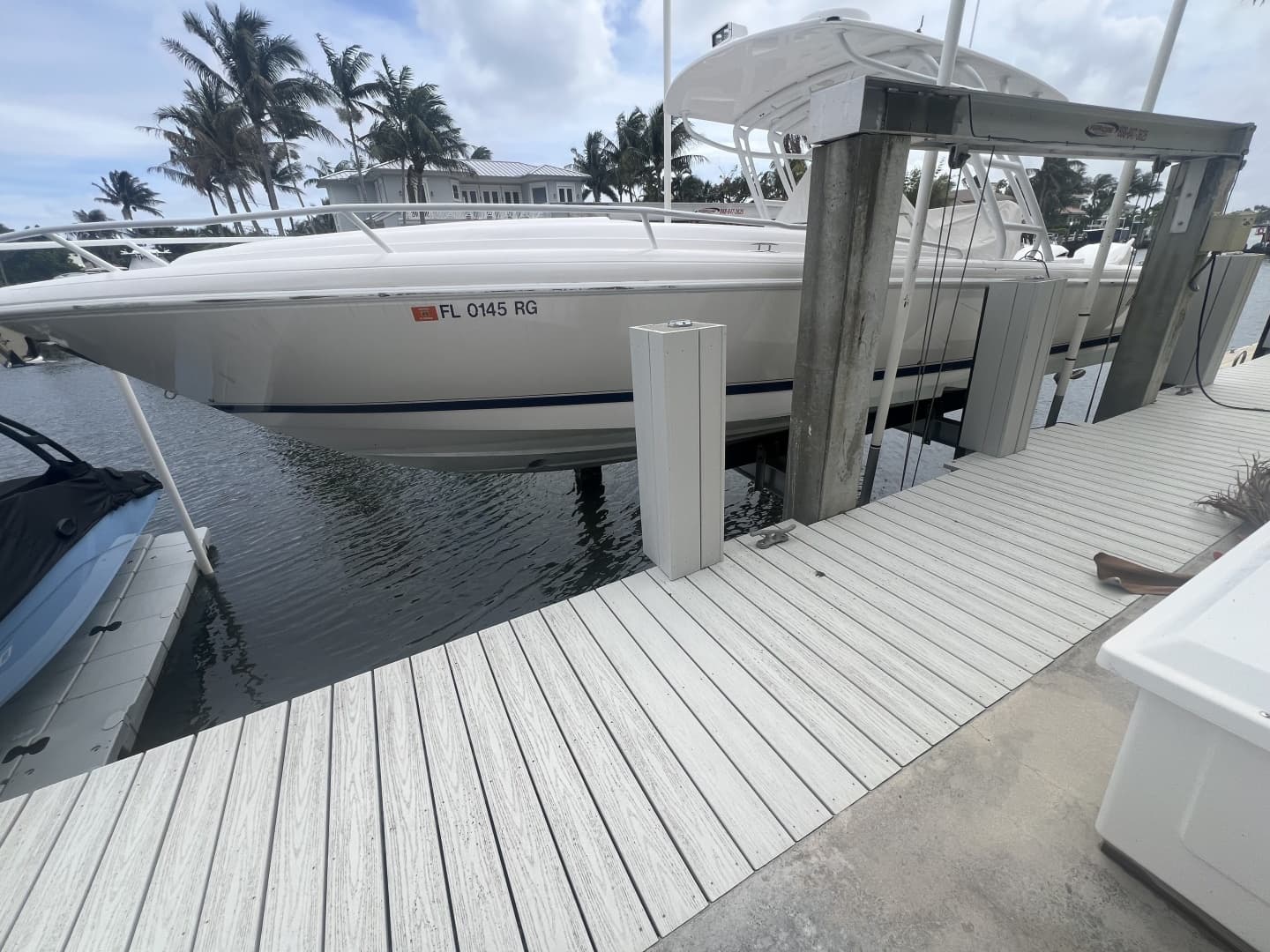 2017 Intrepid 327 Cuddy - Image 4