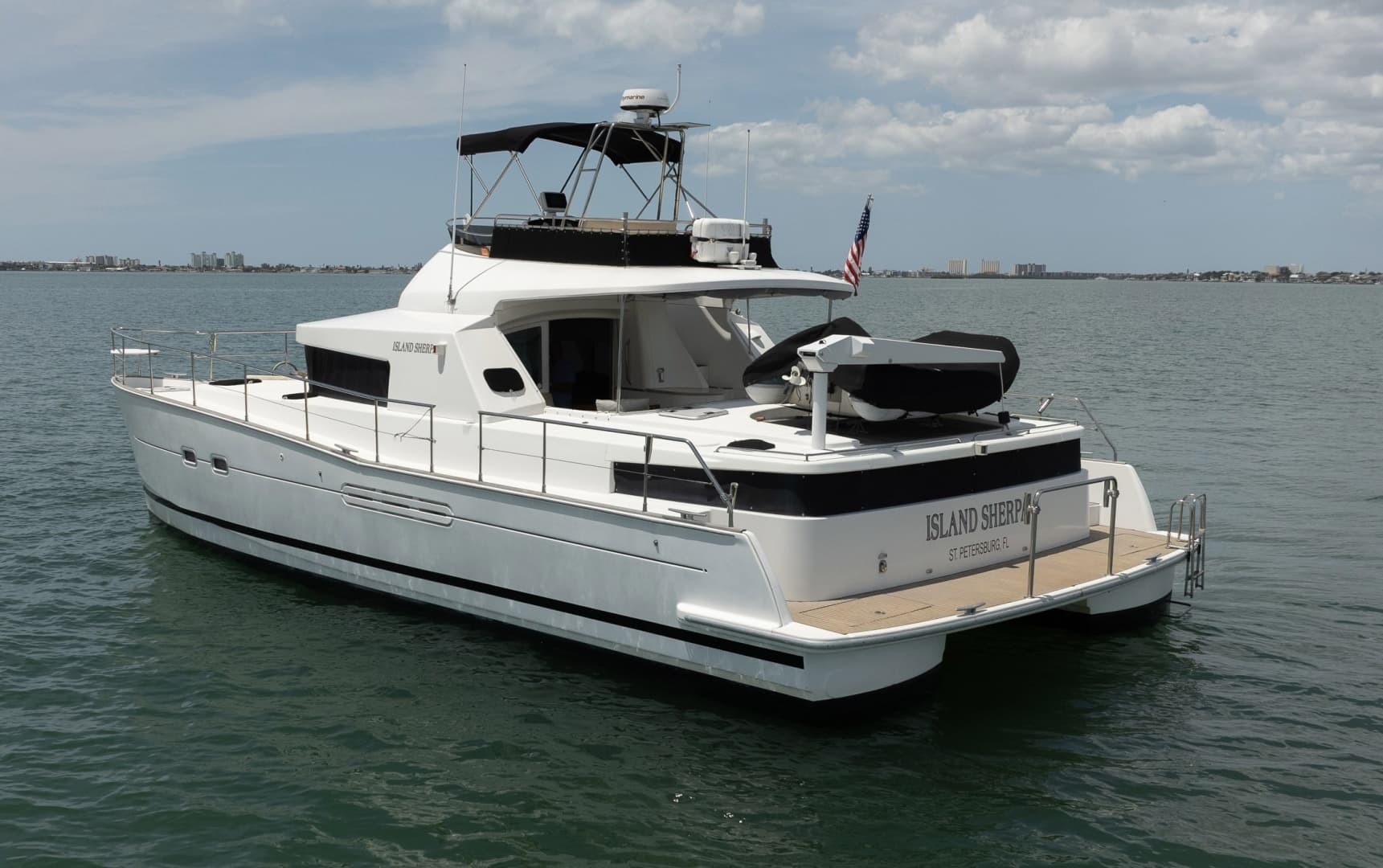 2005 Lagoon Power 43 - Image 5